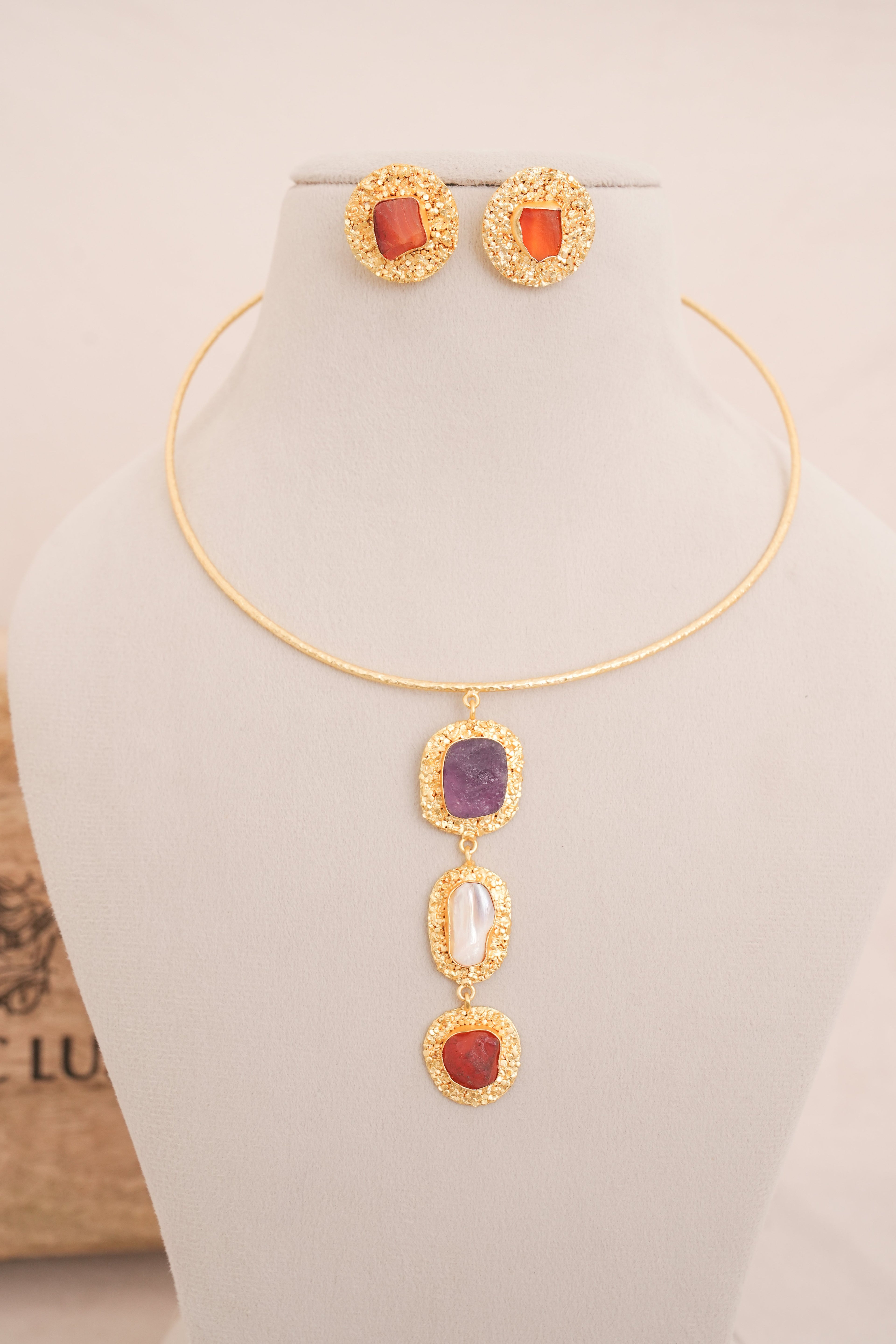 Raw stone Cascade Statement Hasli Set