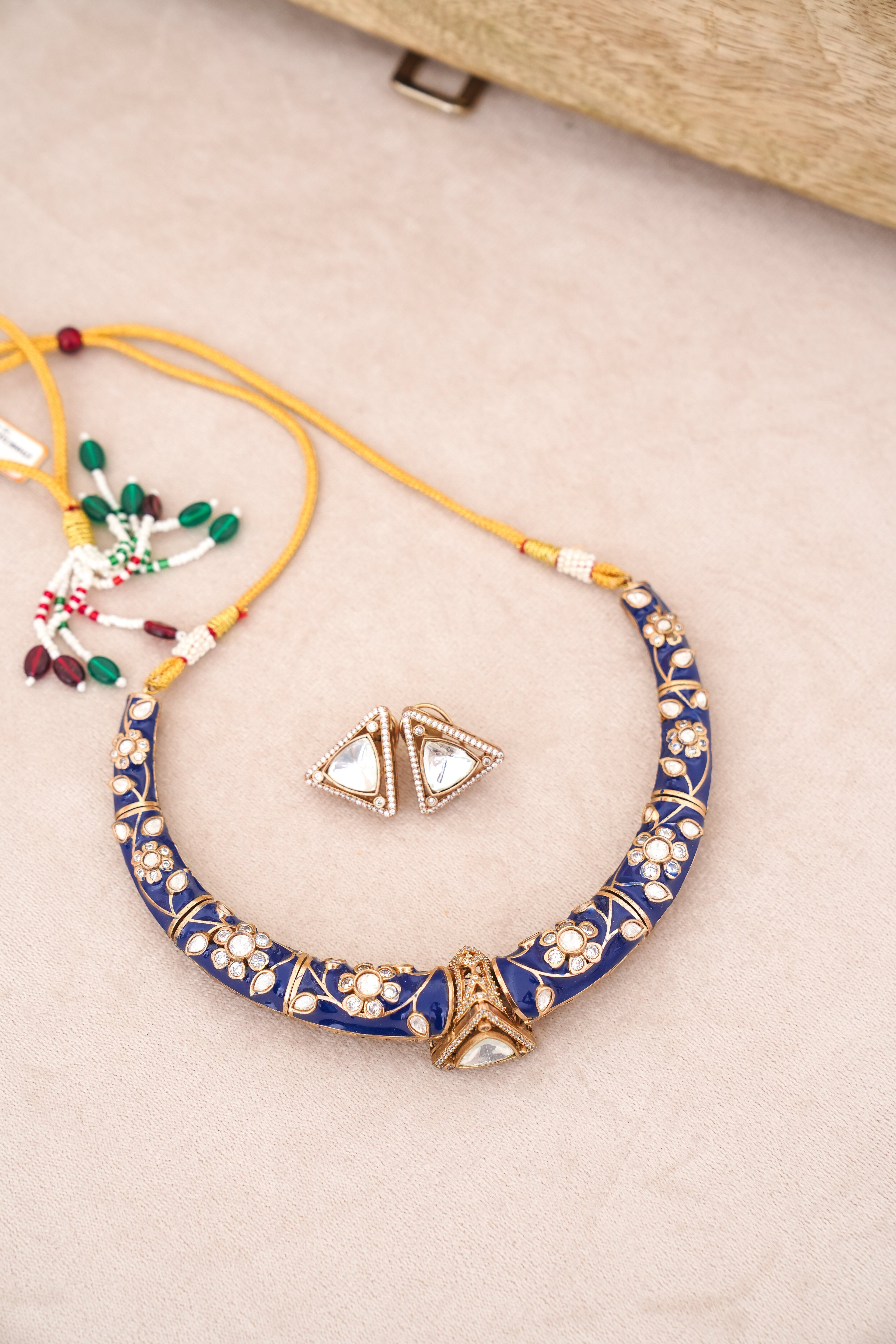 Azure Bloom Triad Choker Set