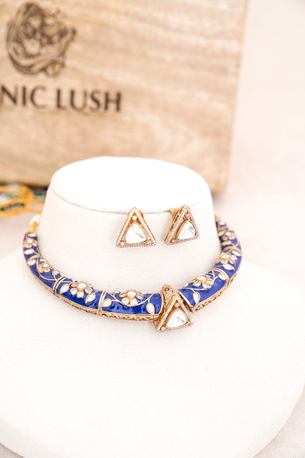 Azure Bloom Triad Choker Set
