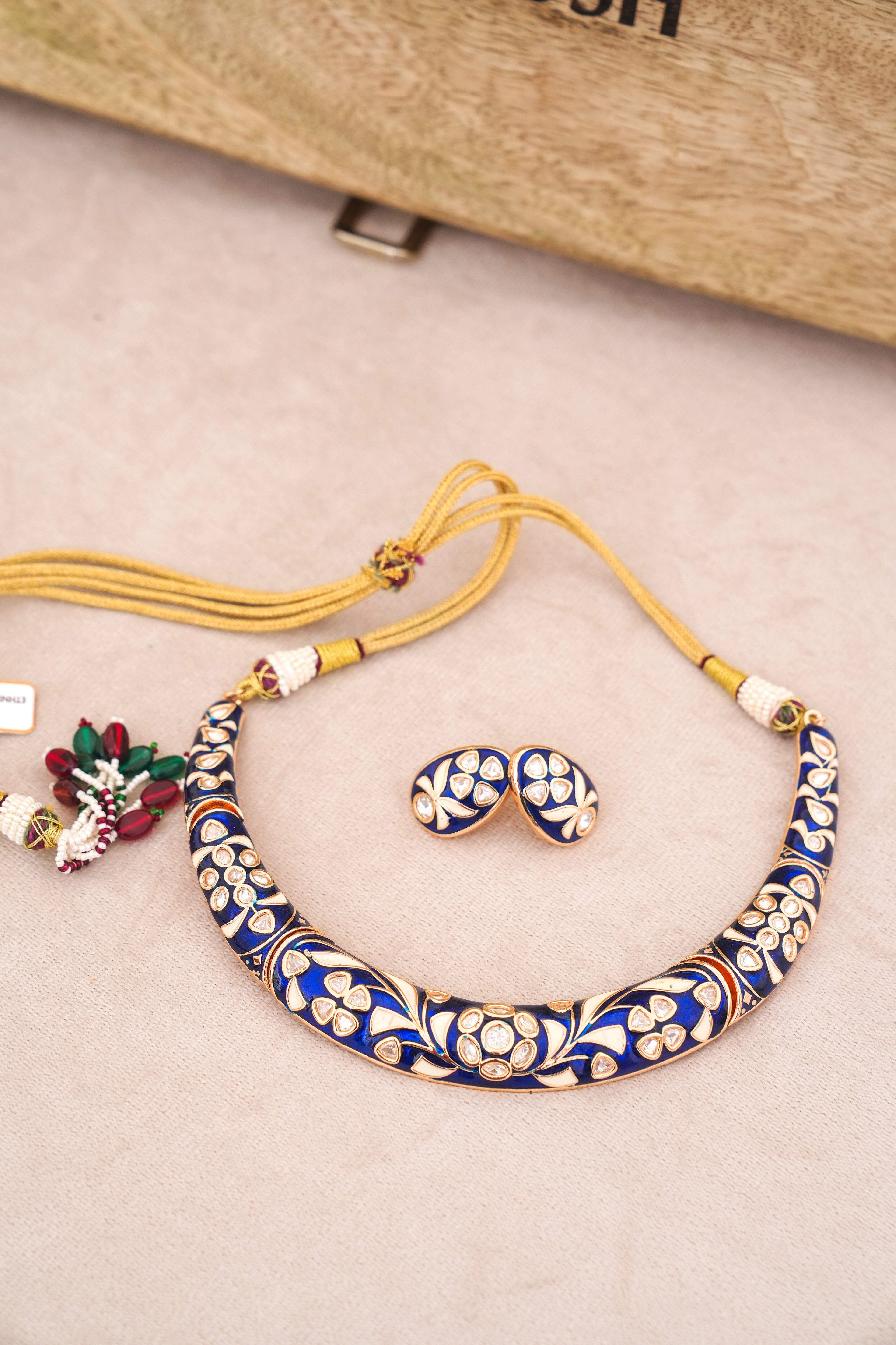 Azure Blossom Choker Set