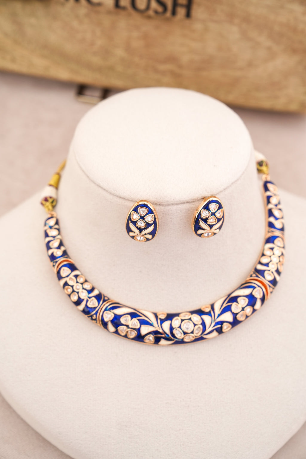 Azure Blossom Choker Set