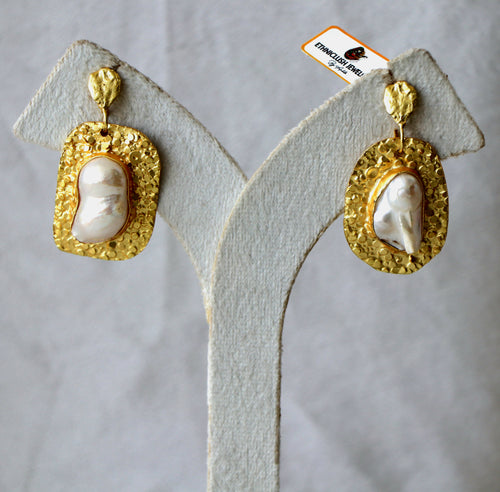 Baroque Pearl Radiance Earrings