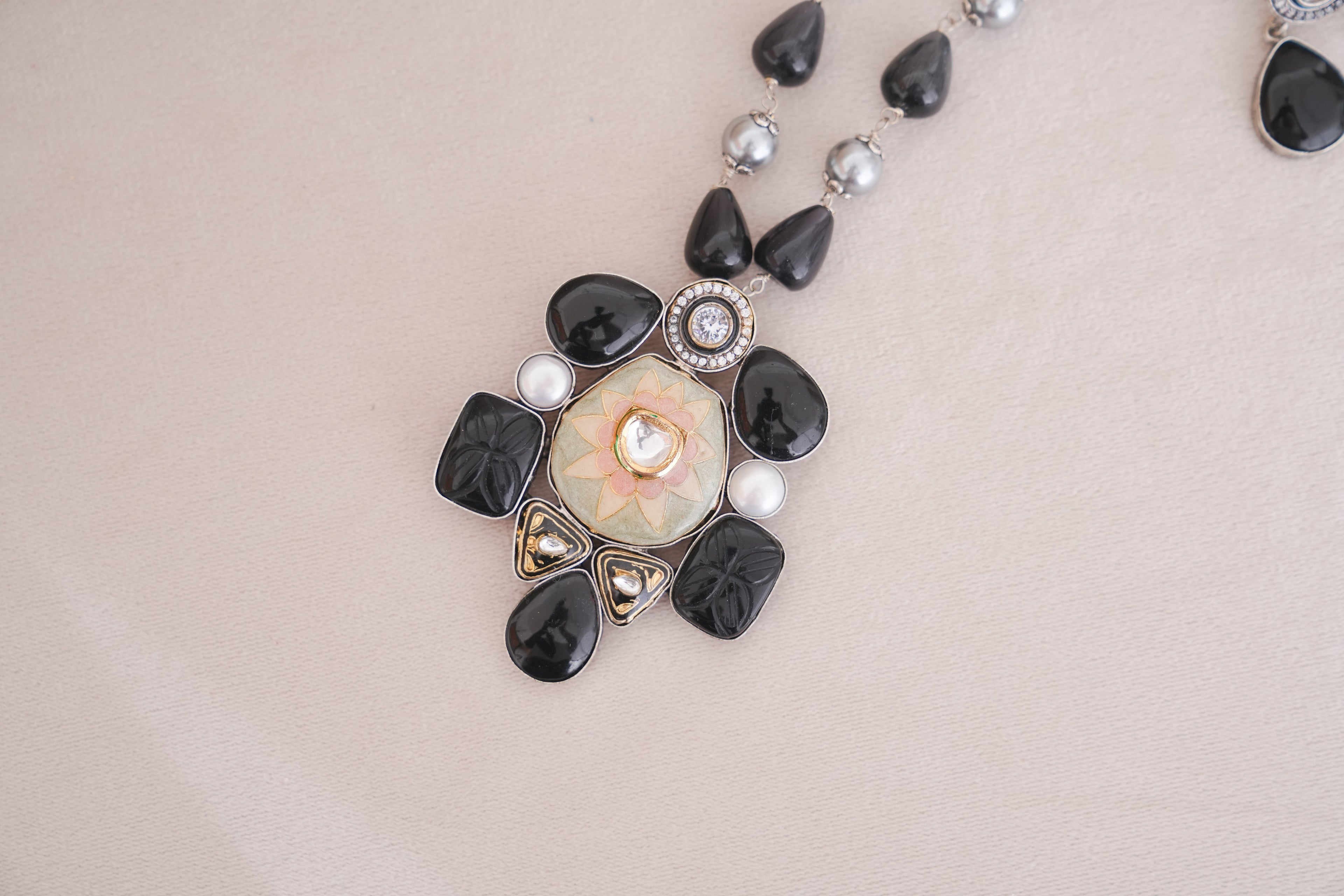 Silver Polish Black Stone Statement Pendant Necklace Set