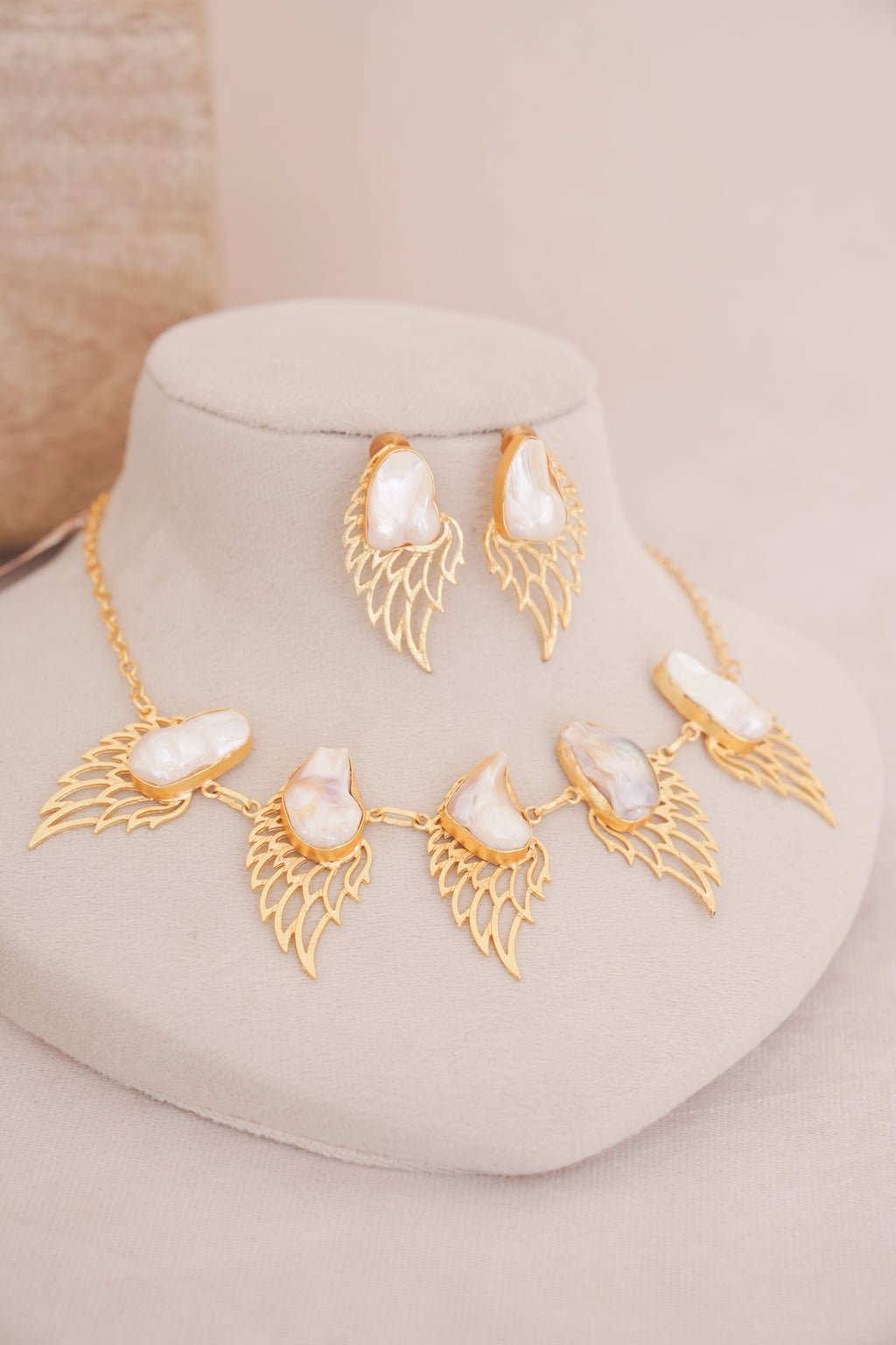Celestial Baroque Pearl Wing Set
