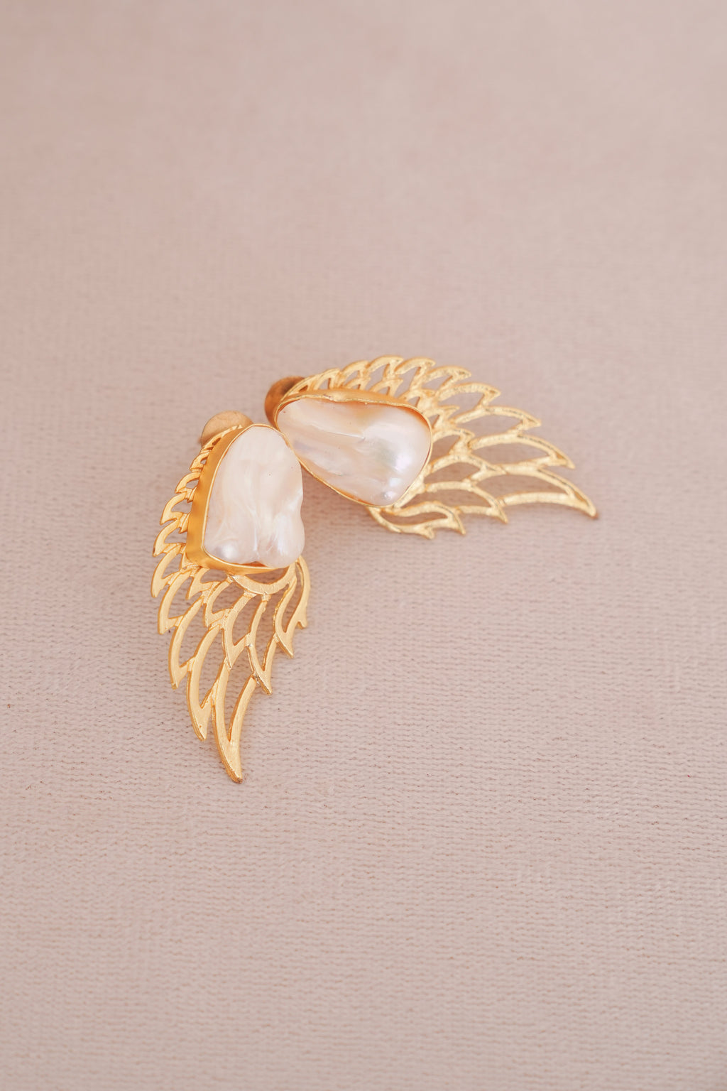 Celestial Baroque Pearl Wing Set