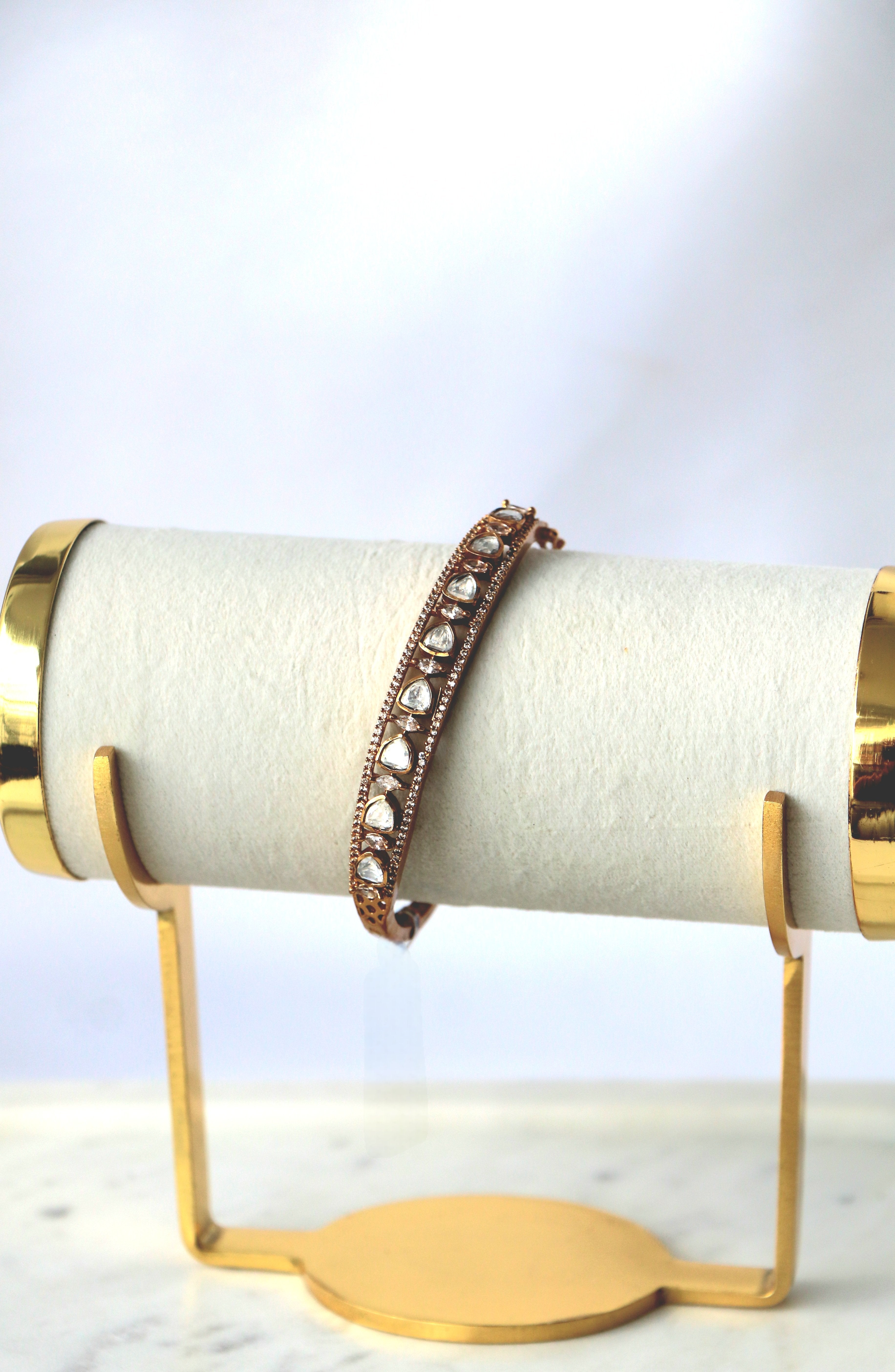 Antique Gold Slim Oval Polki Bangle
