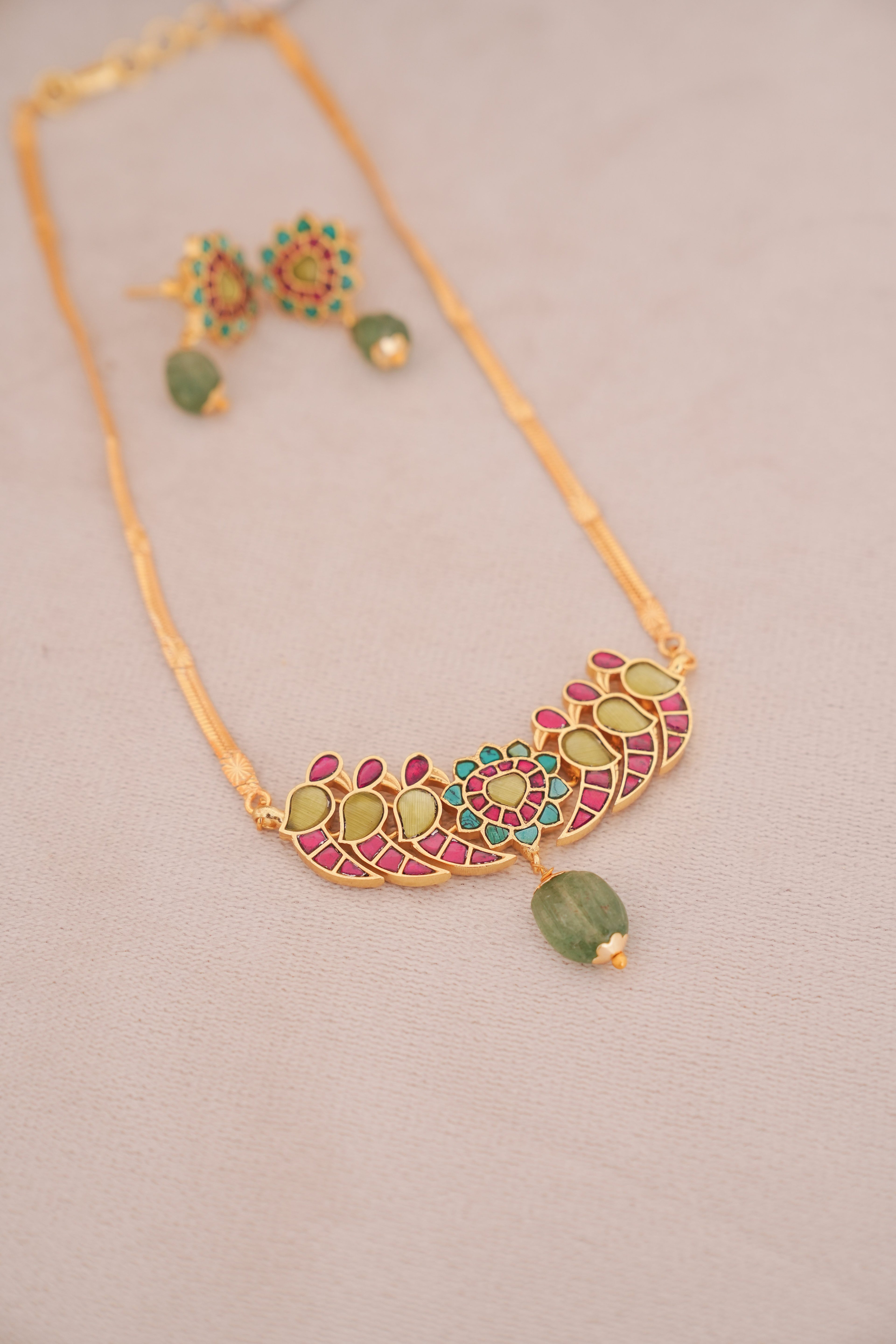 Traditional Jadau Kundan Necklace Set with Green Gemstone Drops