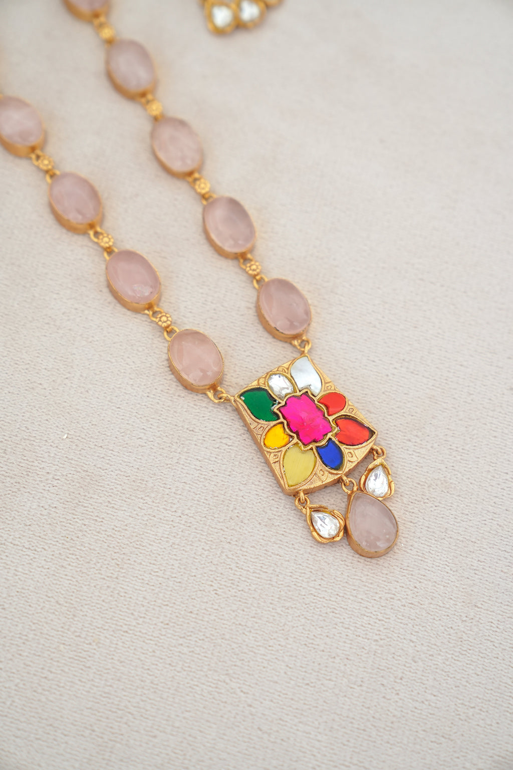Crimson Bloom Kundan Necklace Set