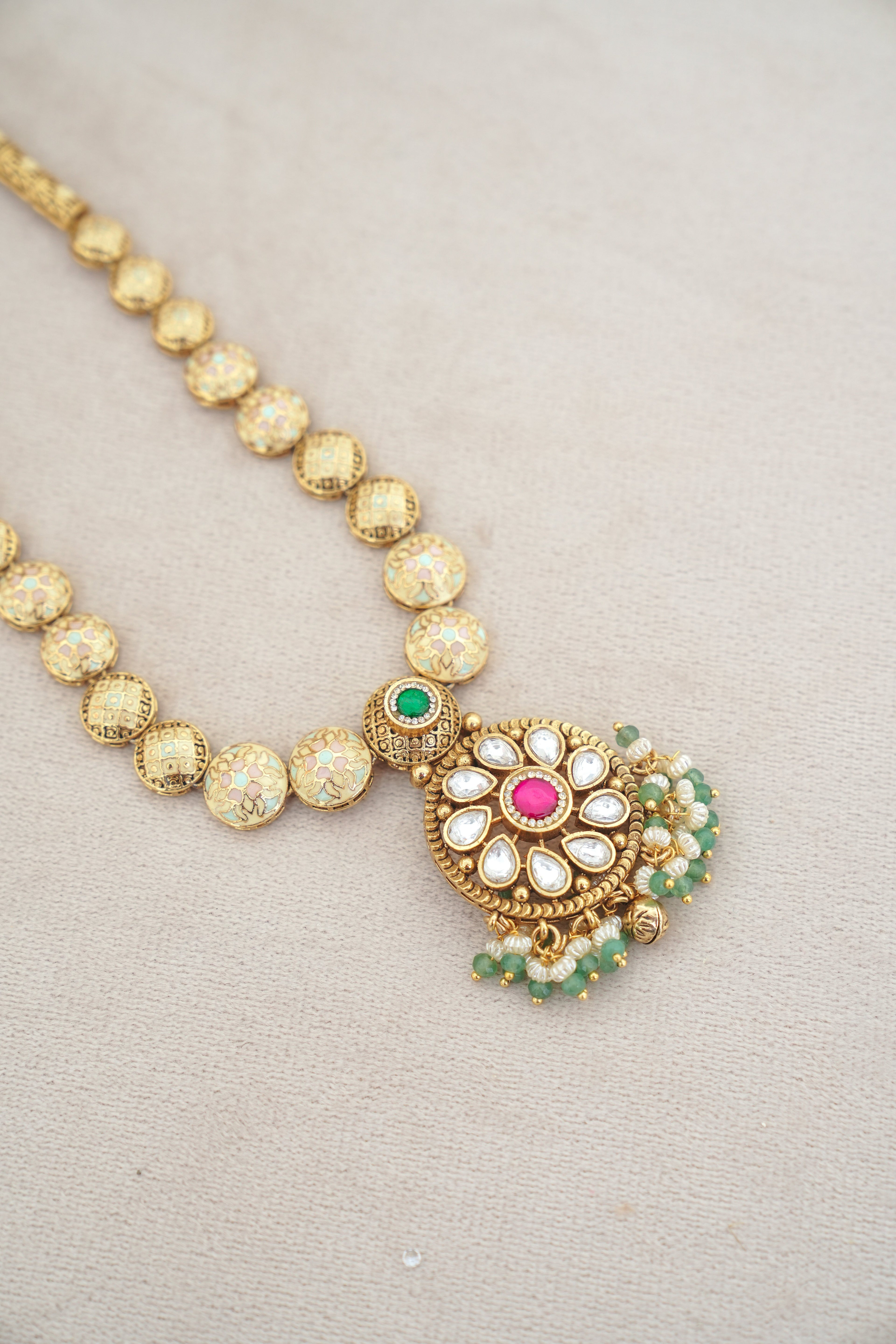 Crimson Bloom Regal Necklace Set
