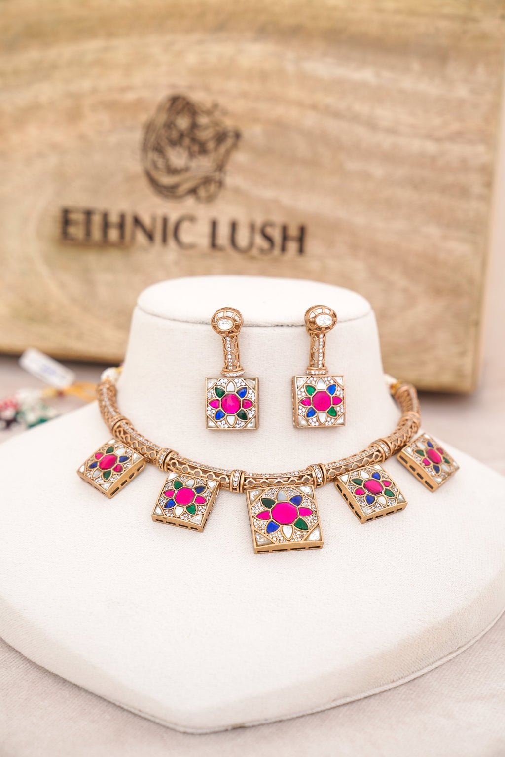 Crimson Bloom Statement Necklace Set