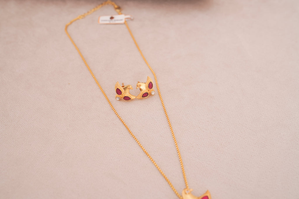 Crimson Dove Gemstone Necklace  Earrings