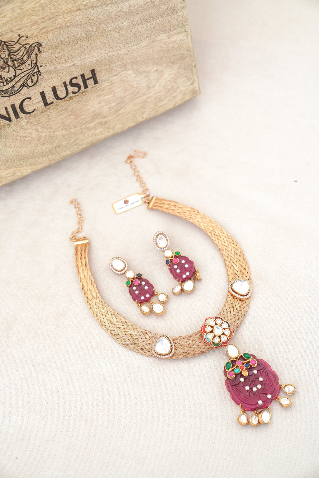 Crimson Lotus Pendant Necklace Set