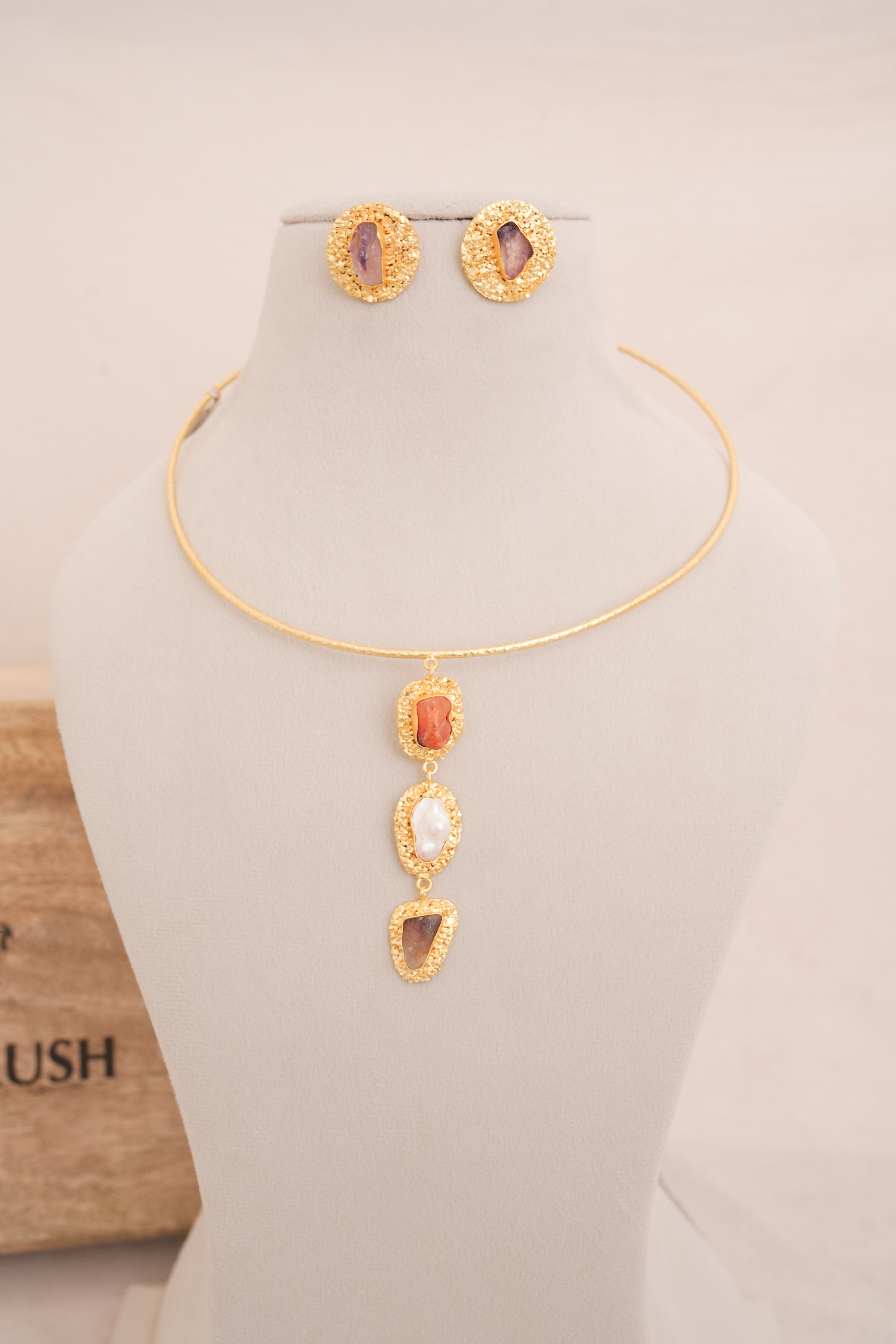 Raw stone Cascade Statement Hasli Set
