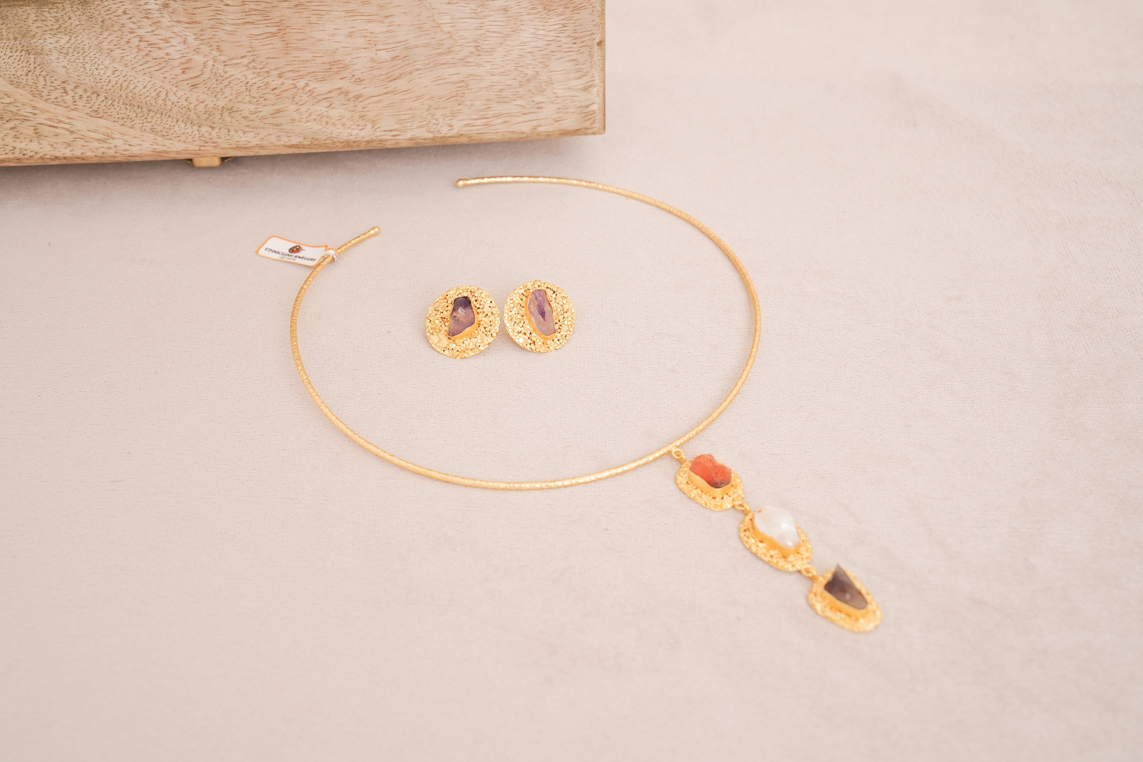 Raw stone Cascade Statement Hasli Set