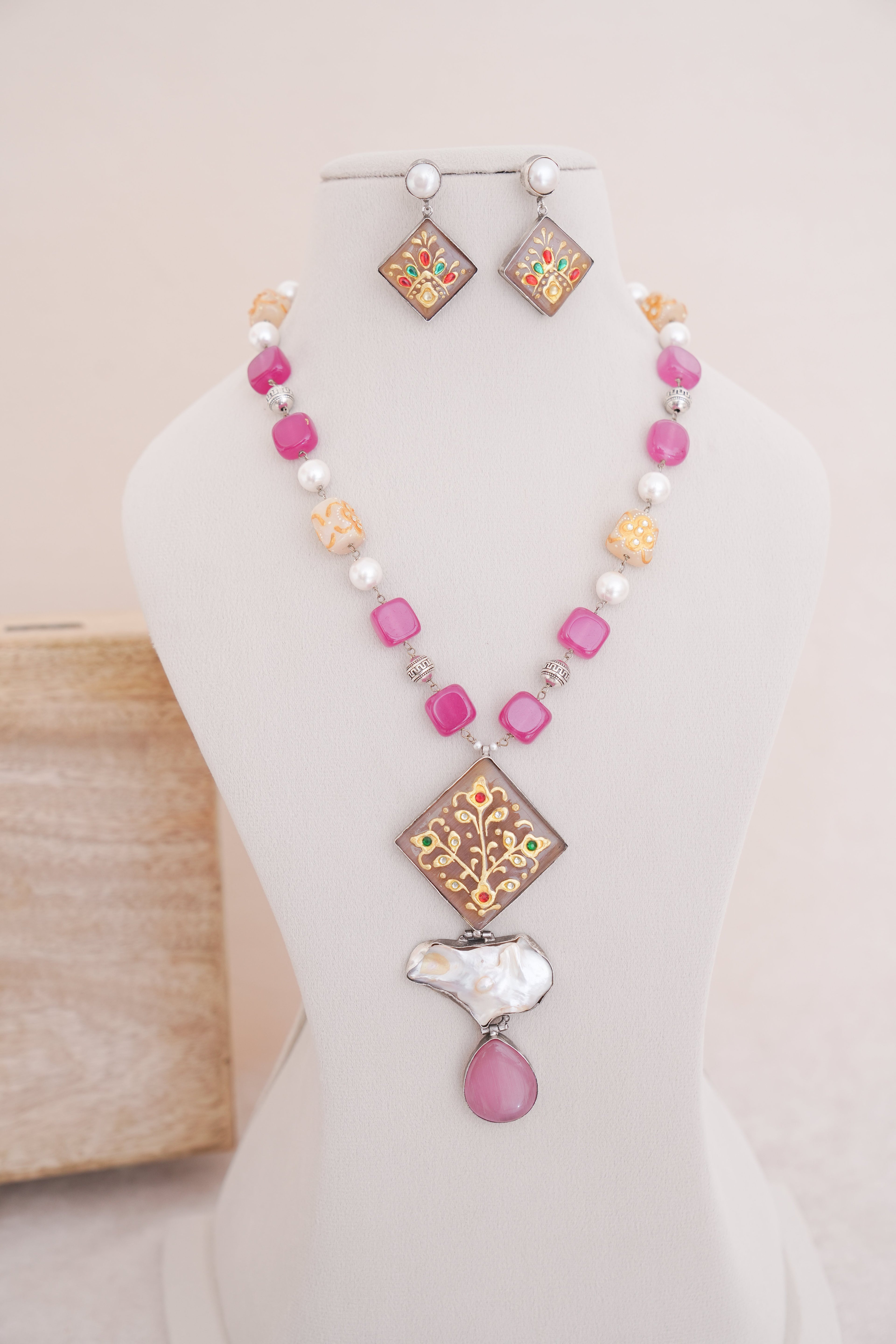 Handpainted Beads & Pearls Pendant Necklace & Earrings Set