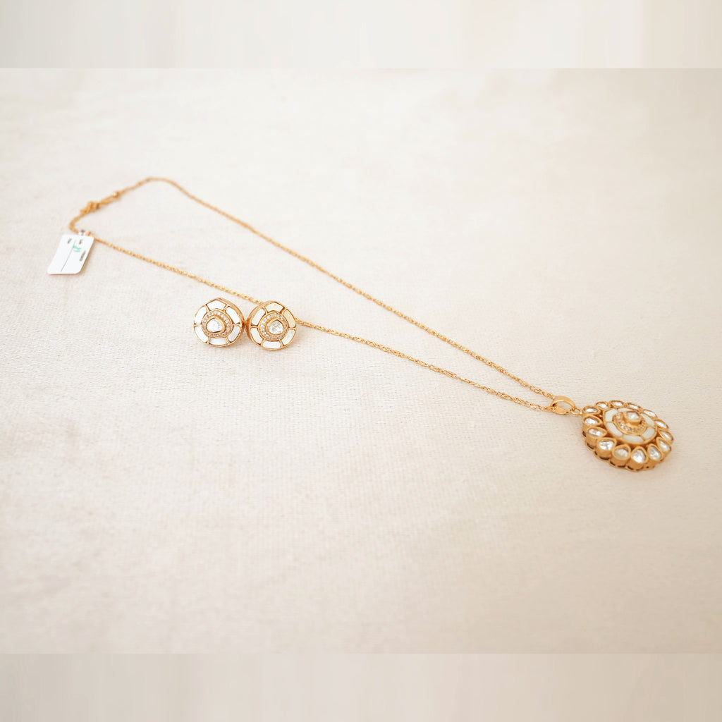 Kundan Polki Round Pendant Necklace Set