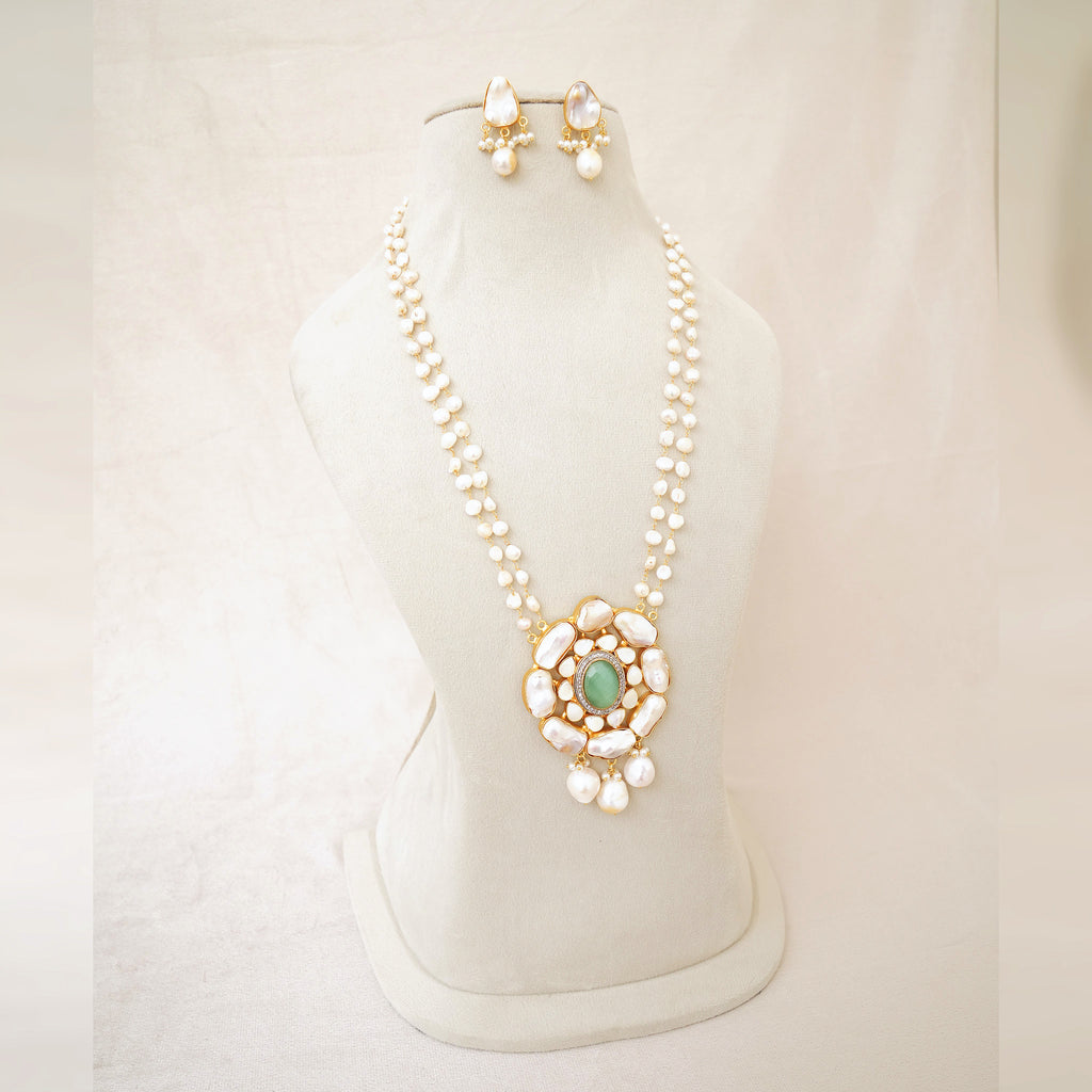 Pearl Rani Haar with Kundan Pearl Pendant