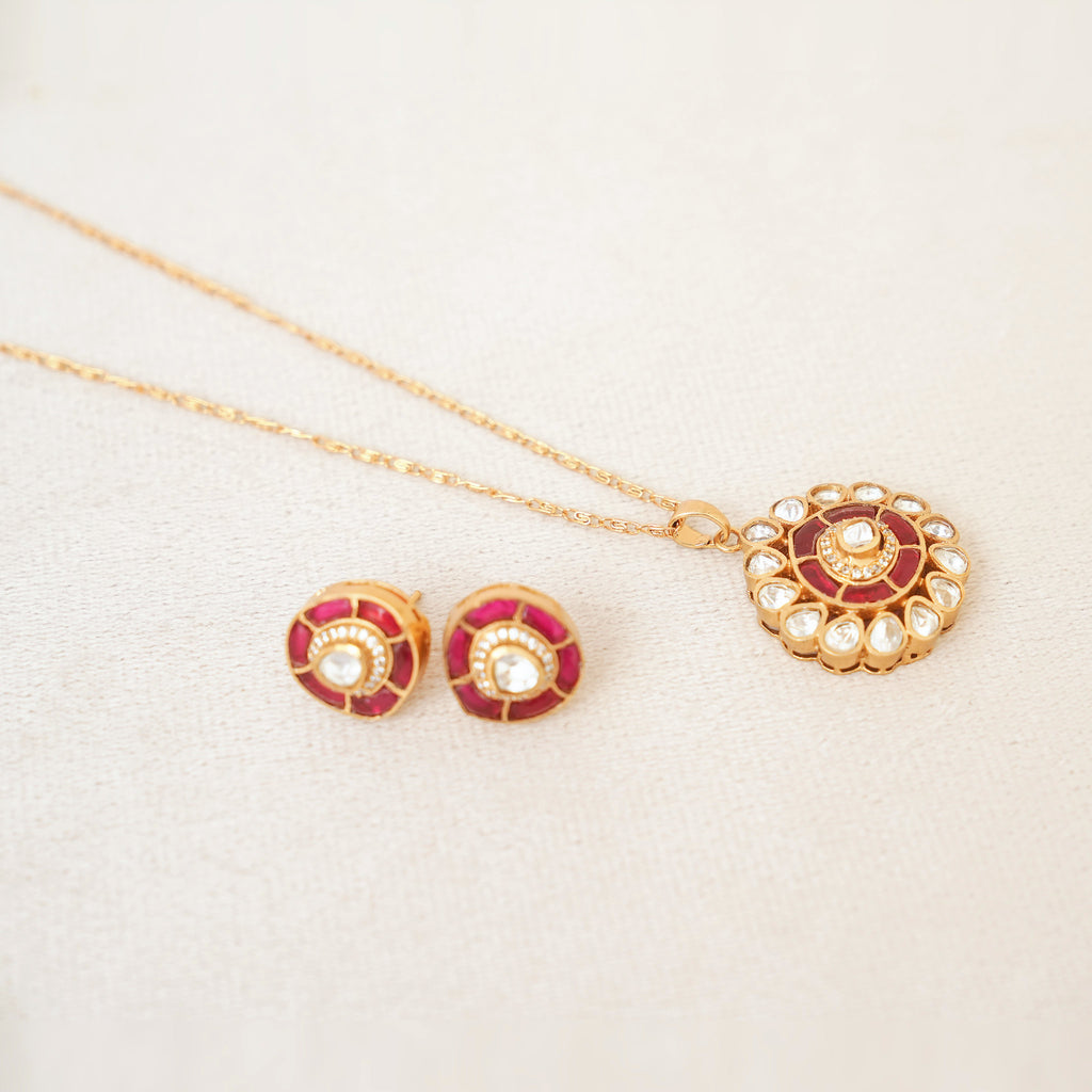 Ruby Kundan Medallion Pendant Necklace Set