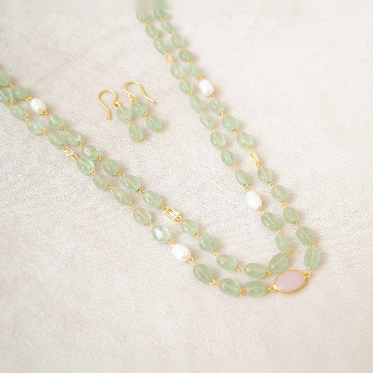 Mint Green Gemstone & Pearl Layered Necklace Set