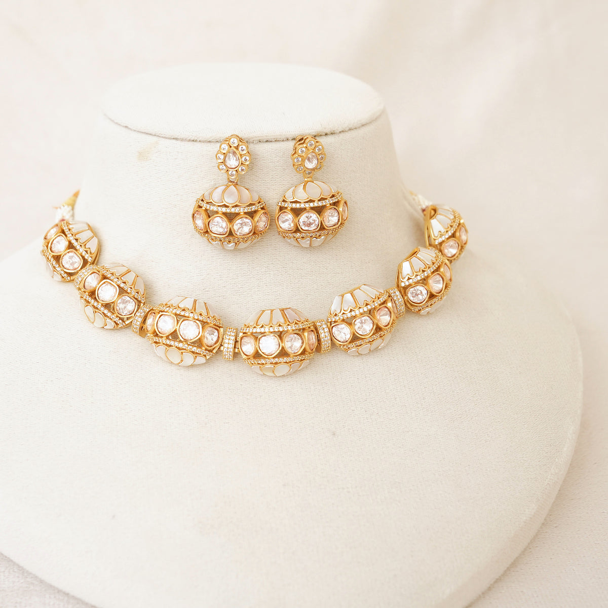Mother of Pearl Kundan Dome Choker Set with Jhumkas