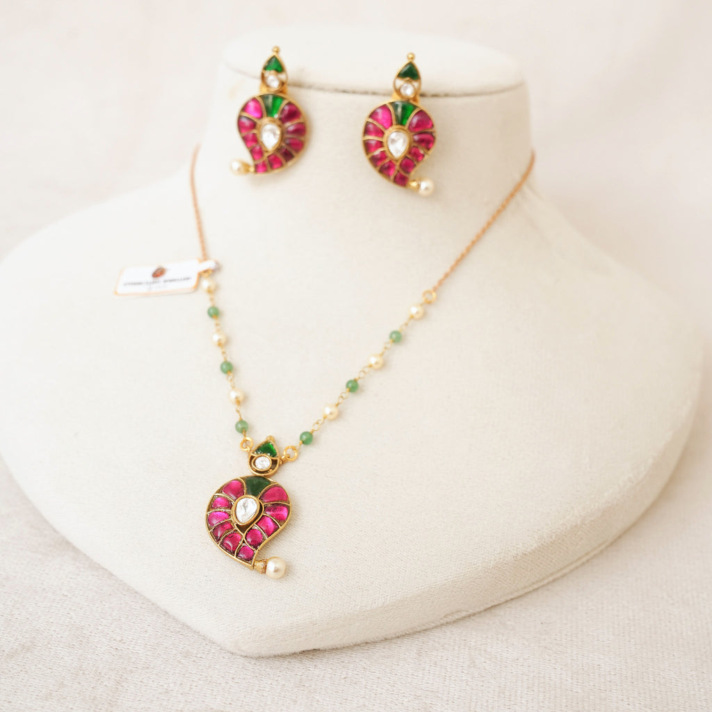 Ruby Kundan Paisley Pendant Necklace Set