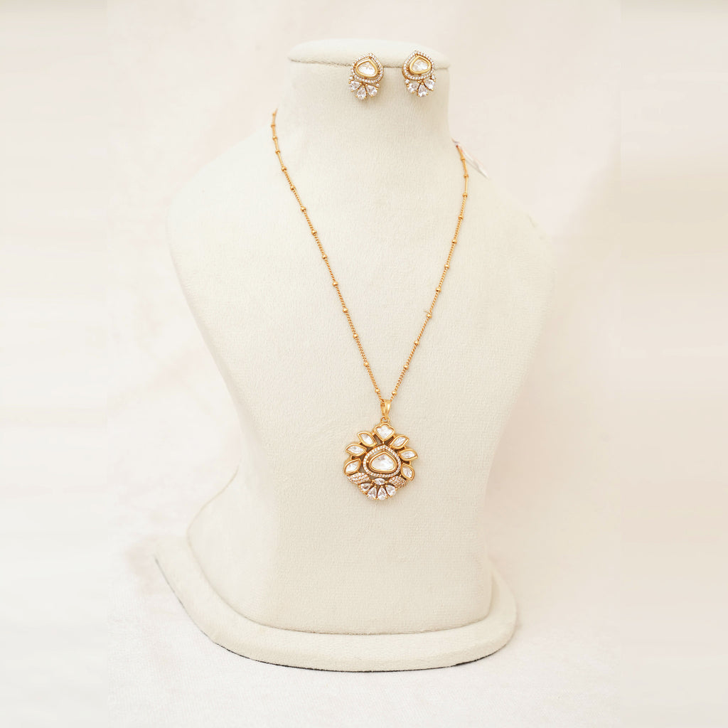Kundan Polki Blossom Pendant Necklace Set