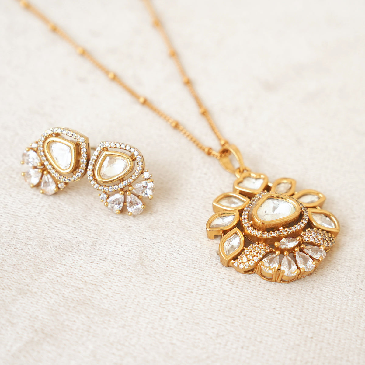 Kundan Polki Blossom Pendant Necklace Set