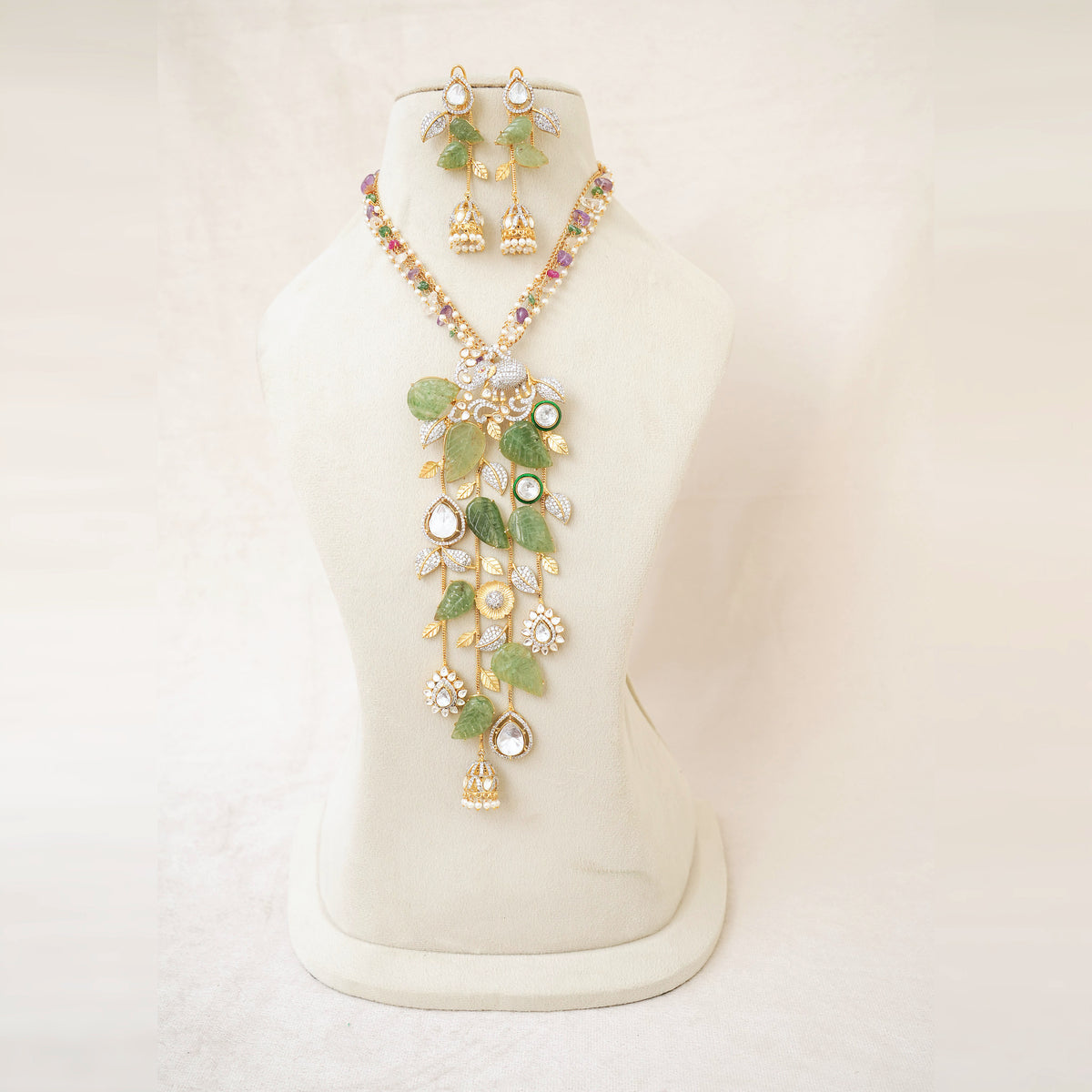 Carved Green Leaf Kundan Floral Necklace Set