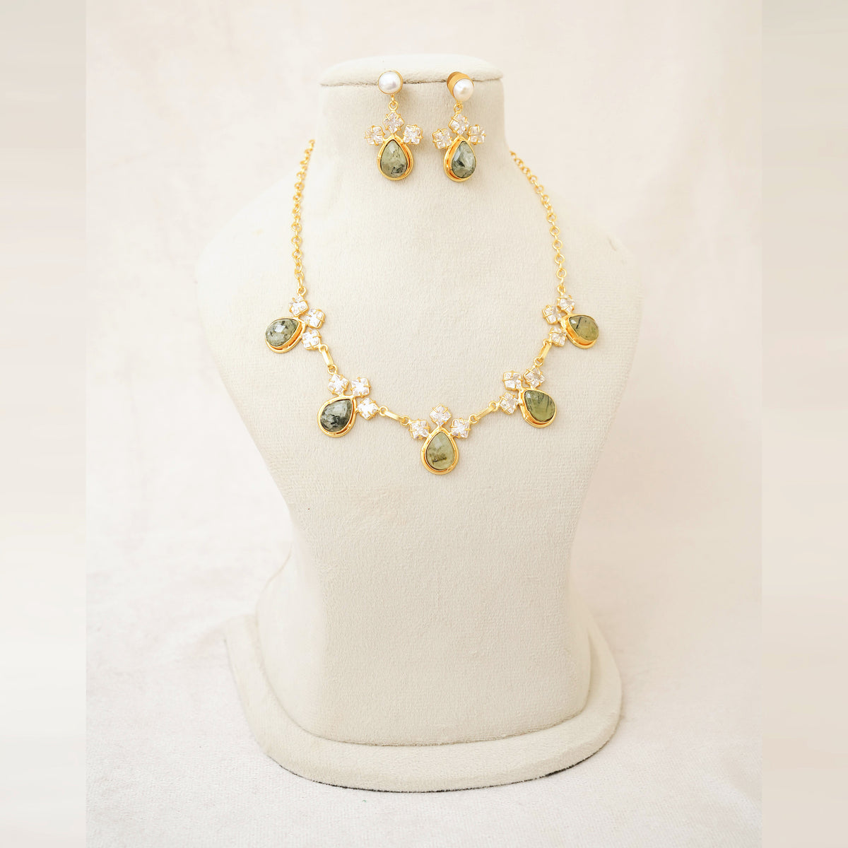 Prehnite Teardrop Floral Necklace Set