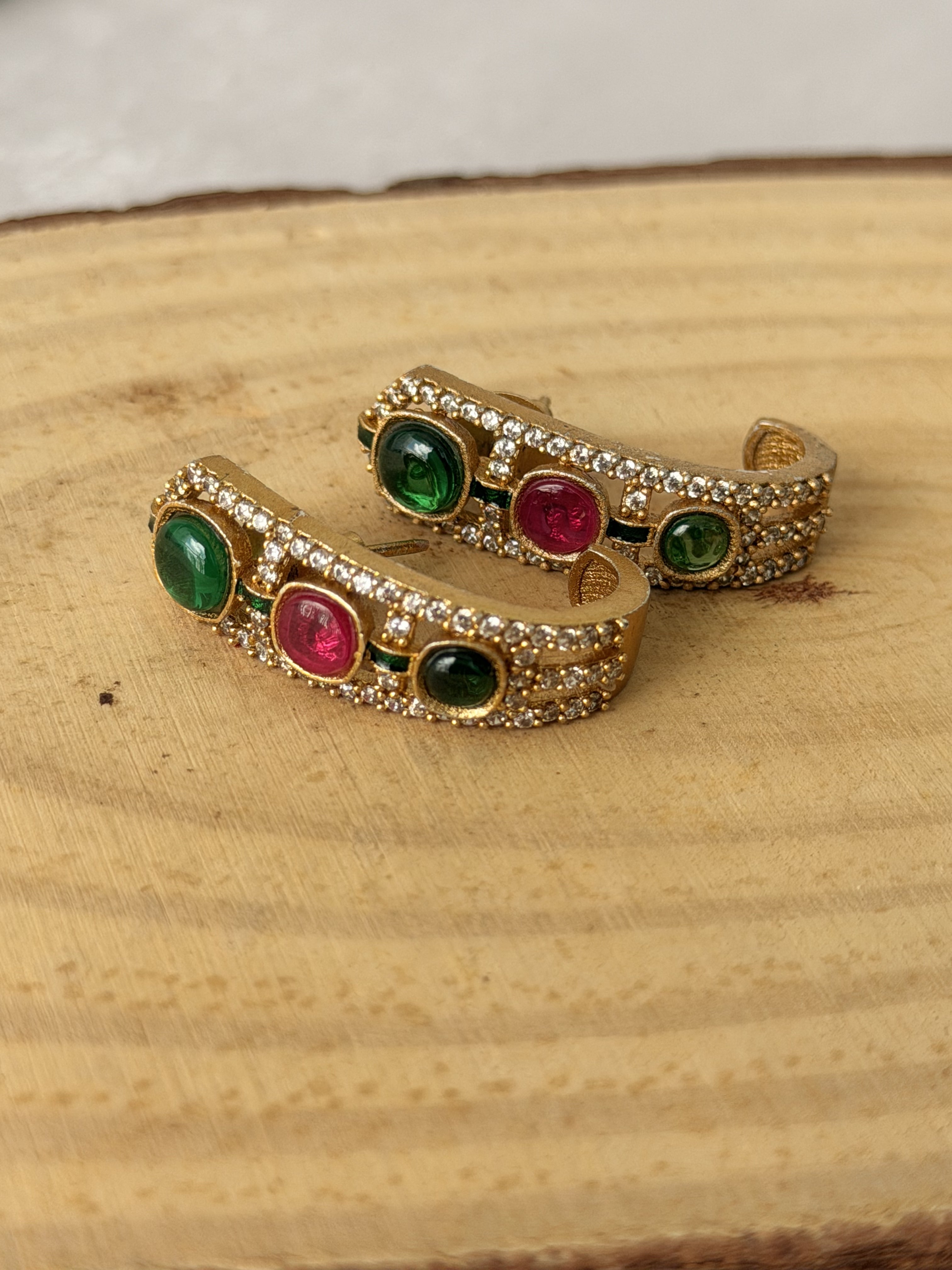 Earring Red Green stone half hoop