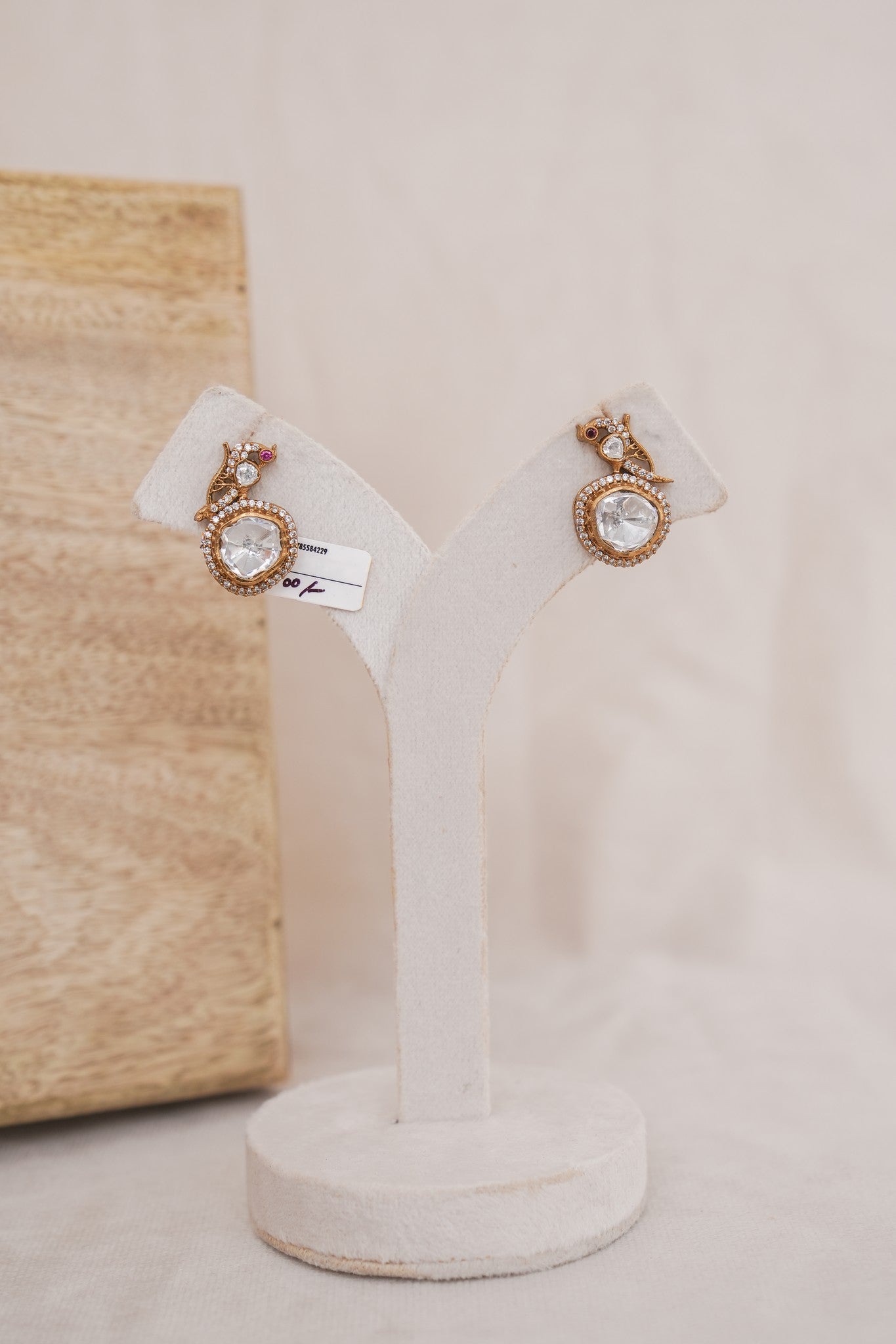 Kundan Crest Stud Earrings