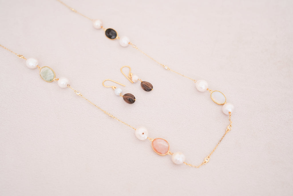 Contemporary Freshwater Pearl & Stone Statement Chain