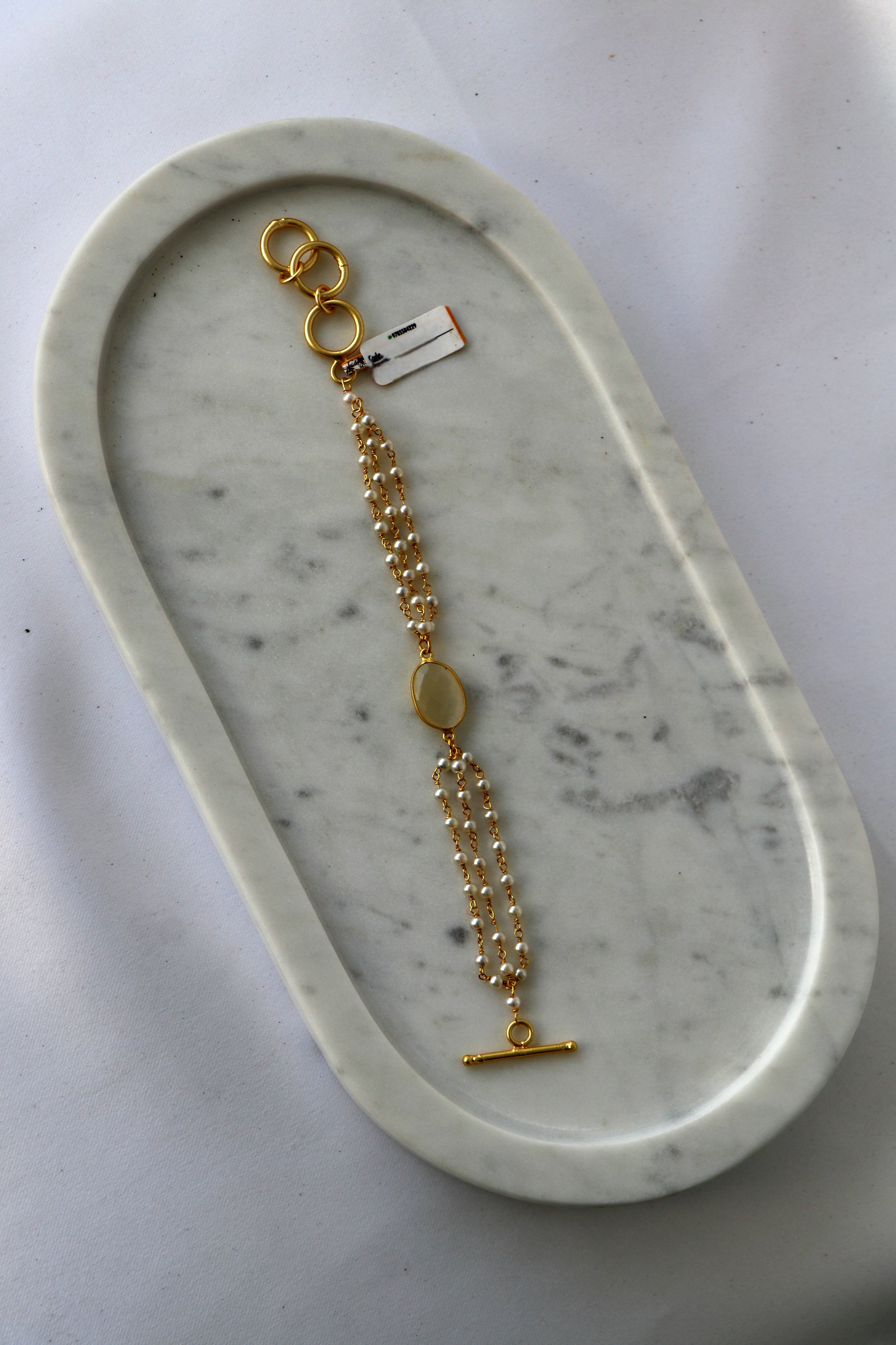Natural Gemstone Charm Bracelet – Adjustable Gold Finish | Carnelian, Rose Quartz, Green Onyx, White Quartz & Citrine Variants