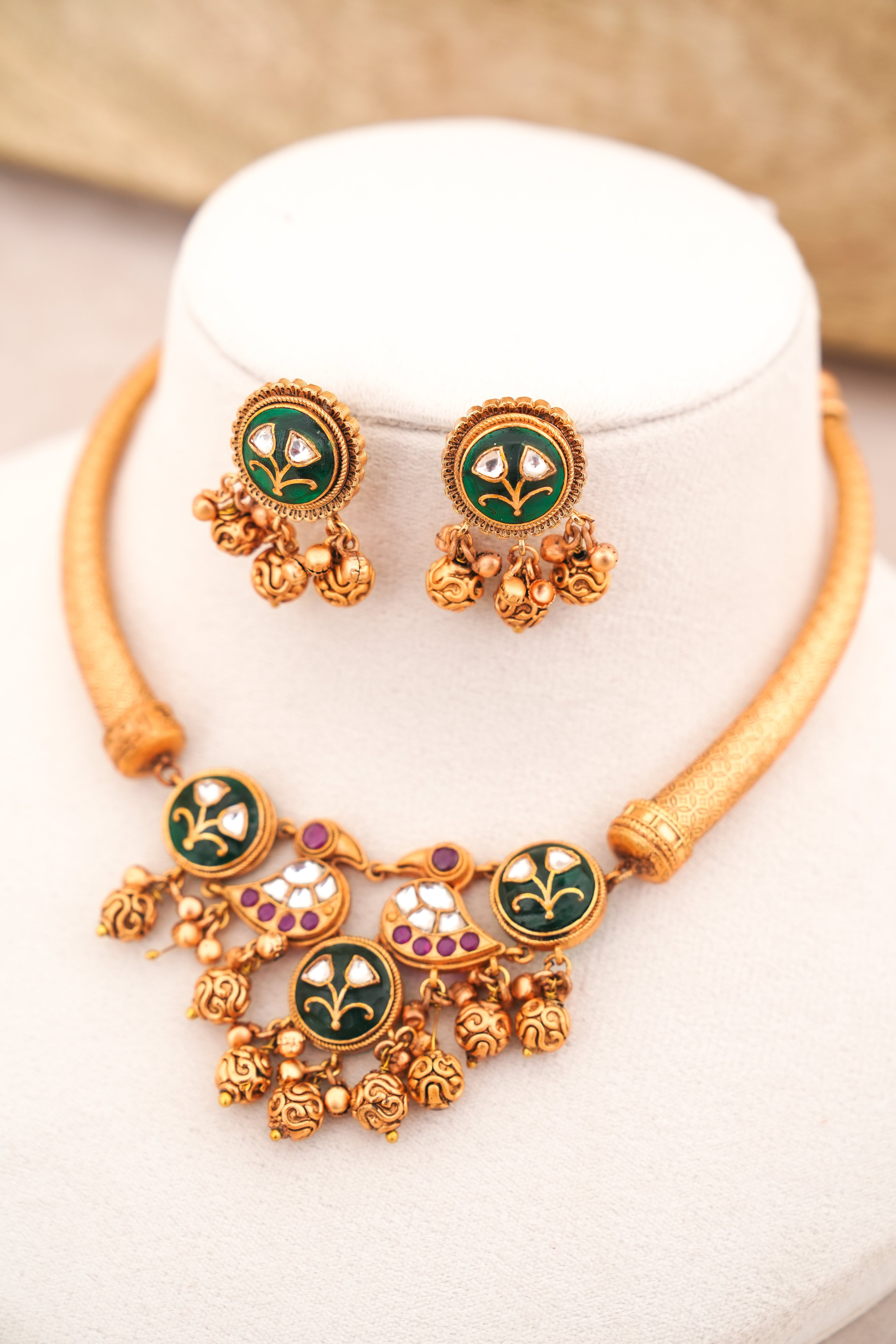 Emerald Bloom Choker  Earrings Set