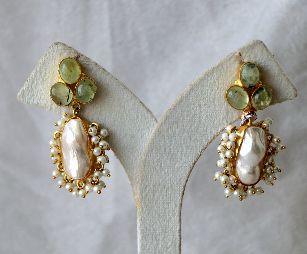 Prehnite Bloom Pearl Earrings