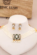 Emerald Bloom Pearl Necklace Set