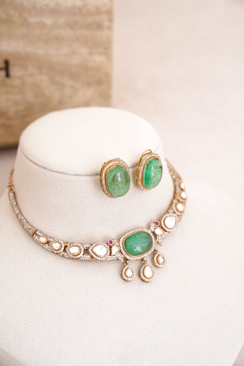 Emerald Cascade Choker  Earring Set