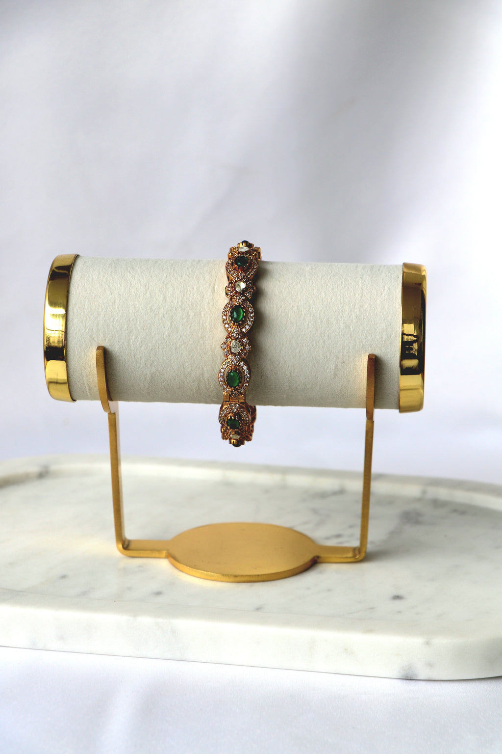 Antique Emerald Halo Kundan Heritage Bangle