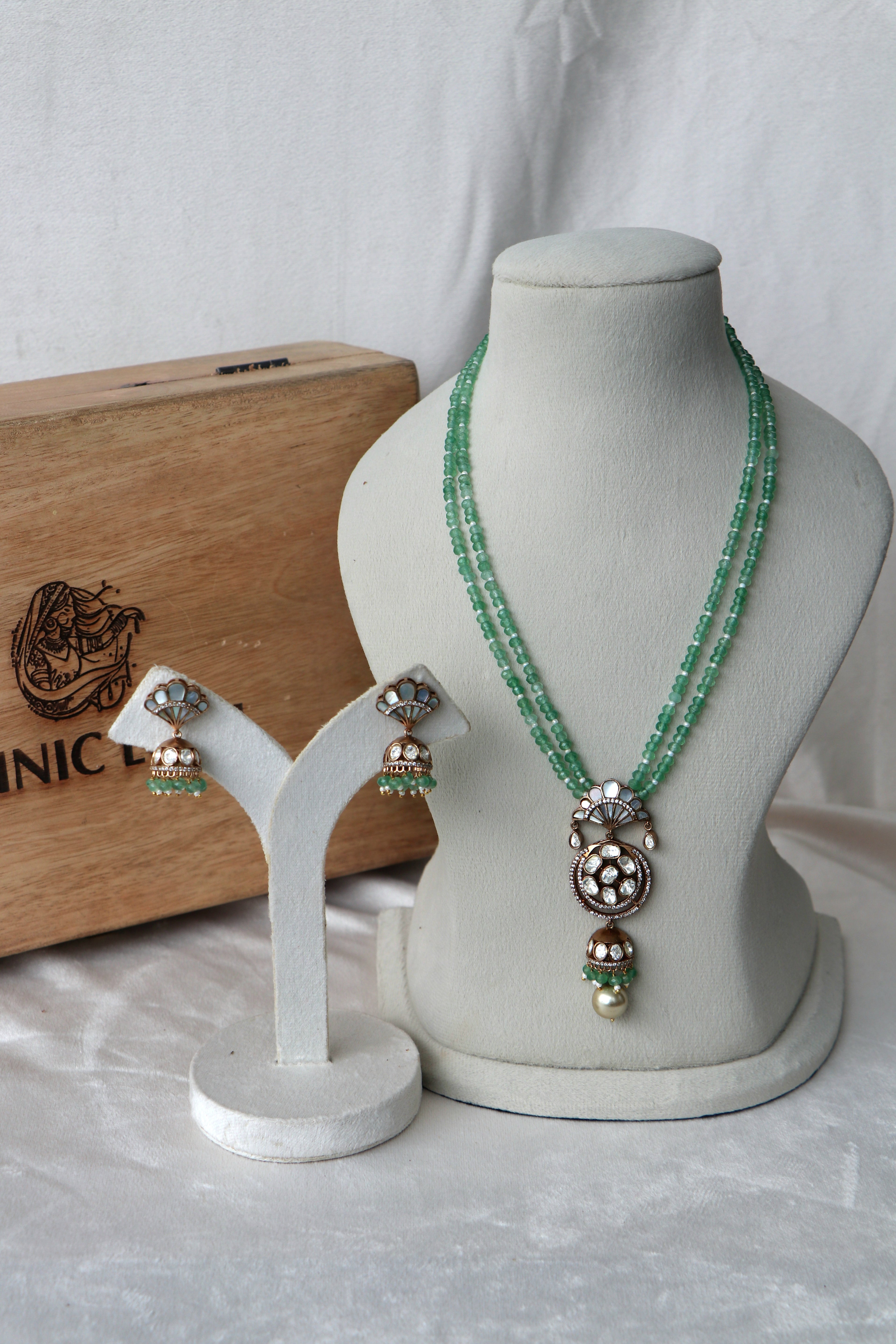 Green onyx strings moonstone Pendant Necklace Set