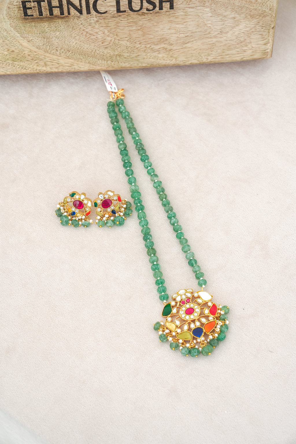 Emerald Lotus Statement Set