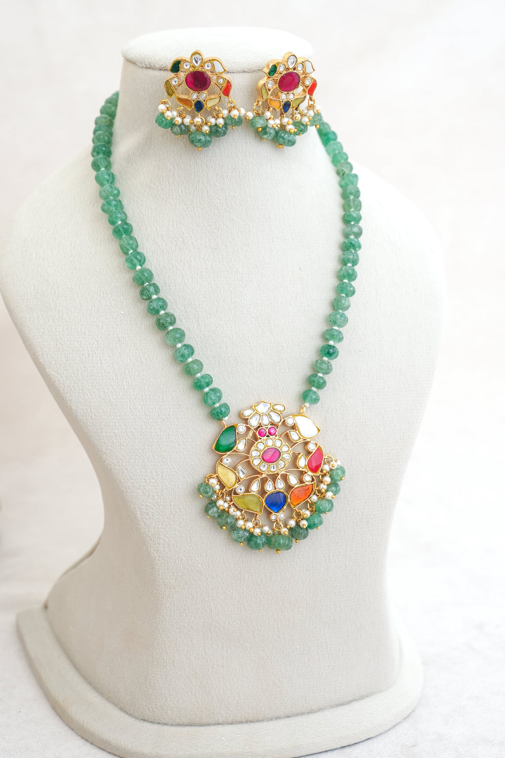 Emerald Lotus Statement Set