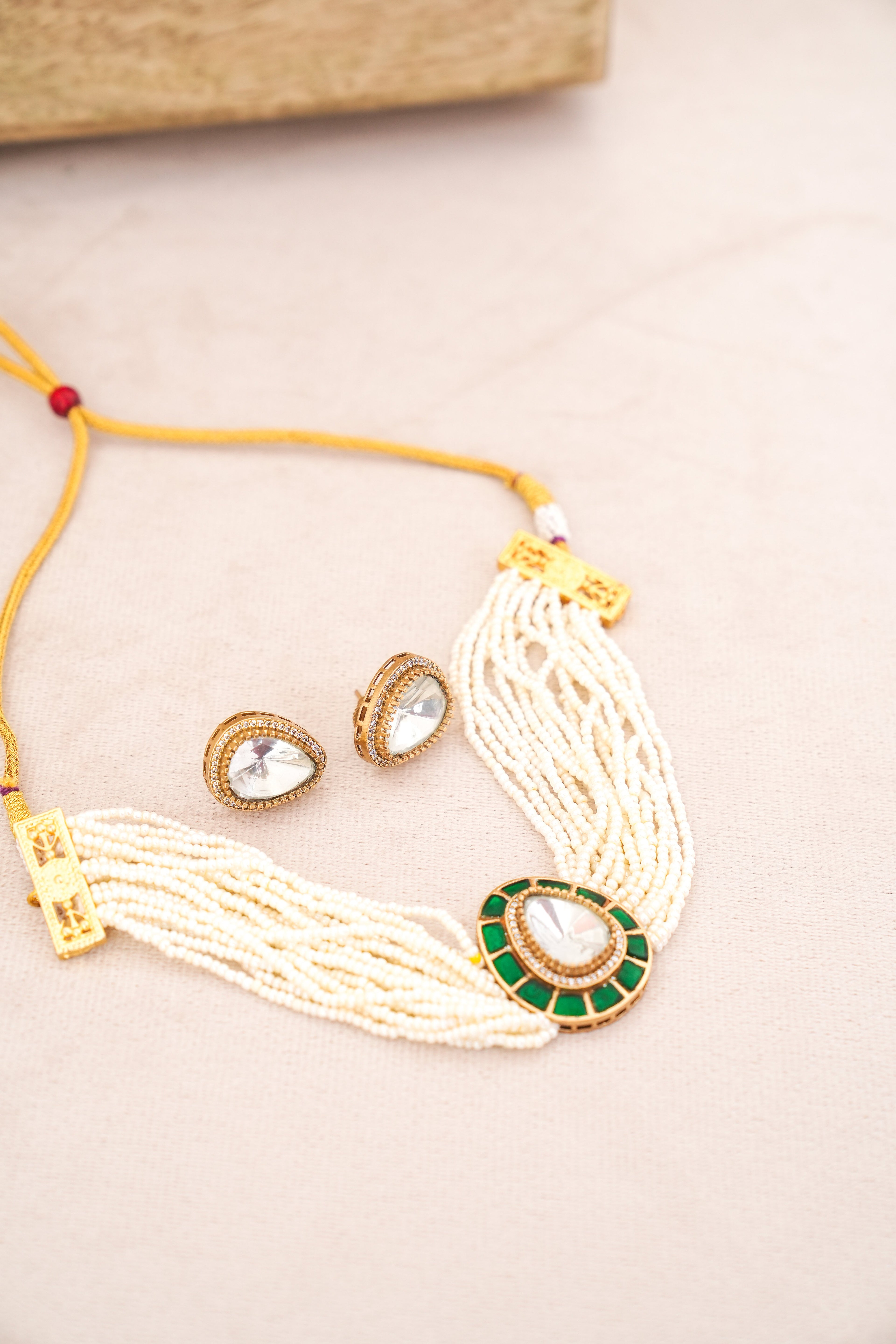 Emerald Moonstone Pearl Choker Set