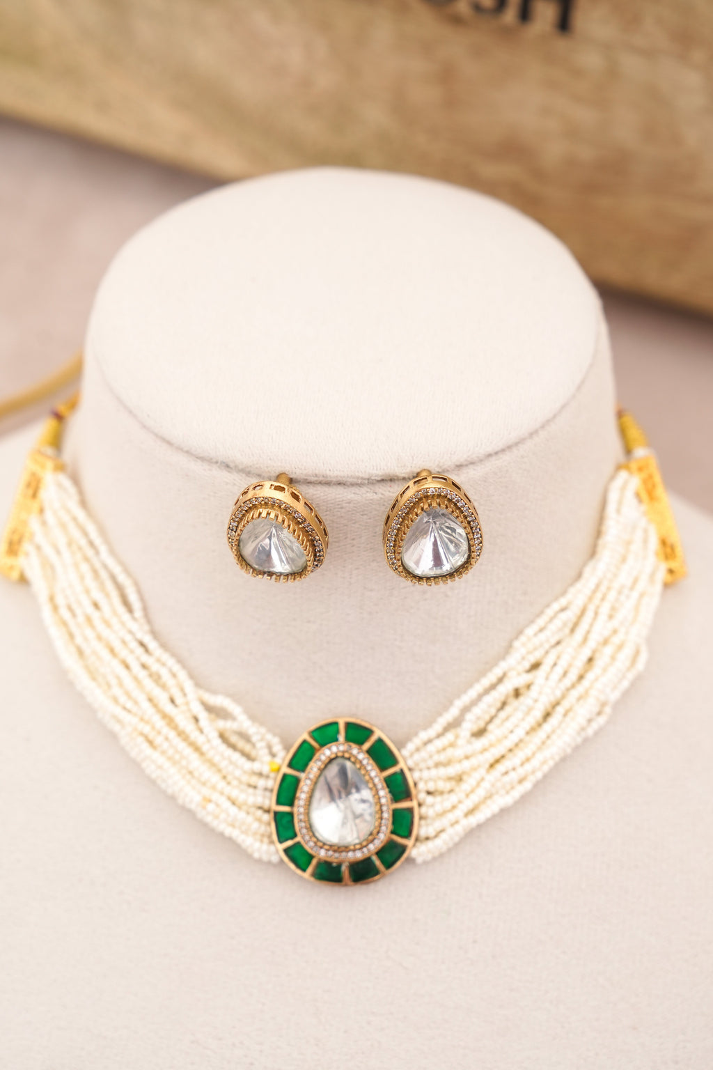 Emerald Moonstone Pearl Choker Set