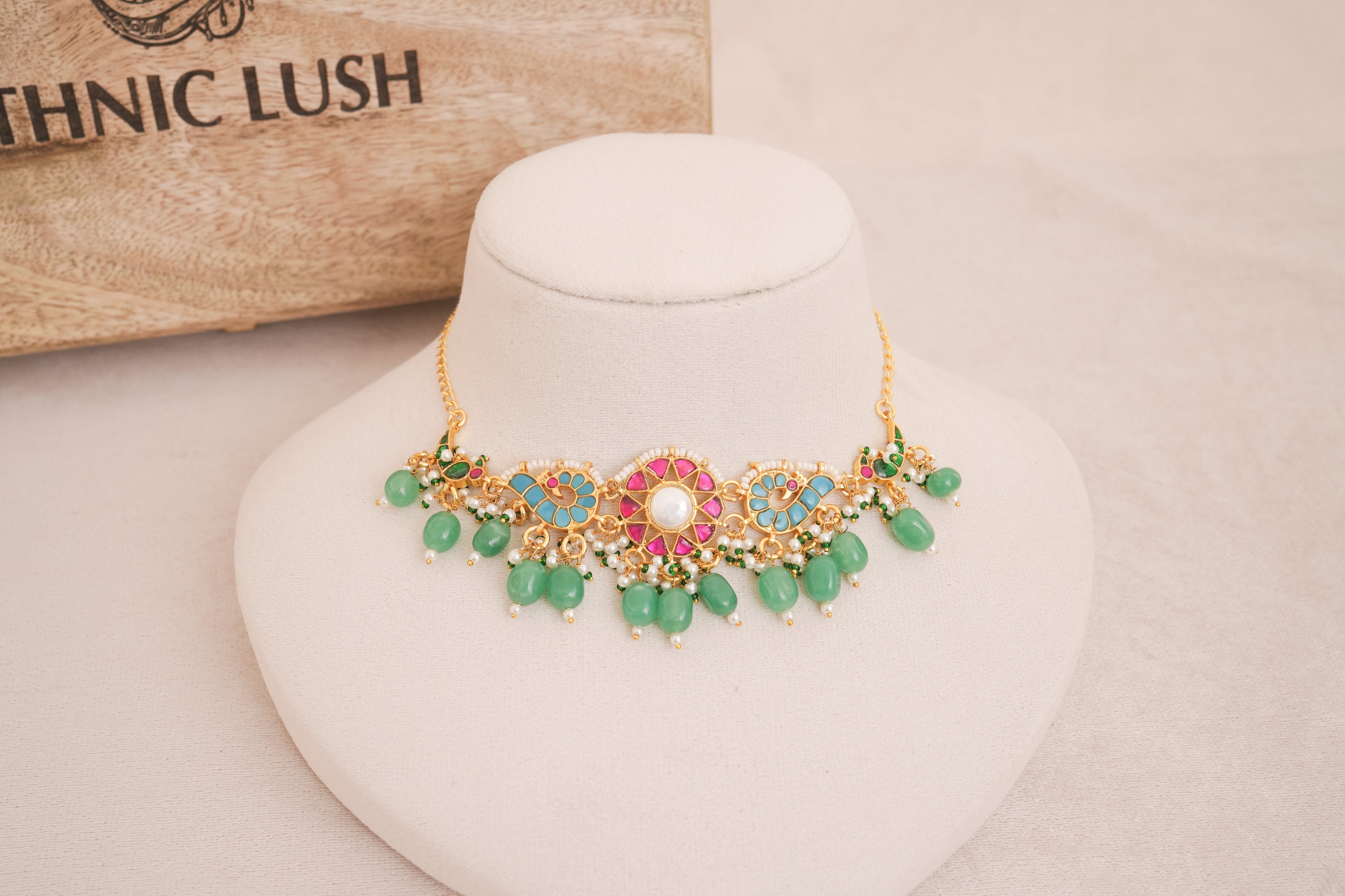 Jadau Pachi Kundan Peacock Statement Choker