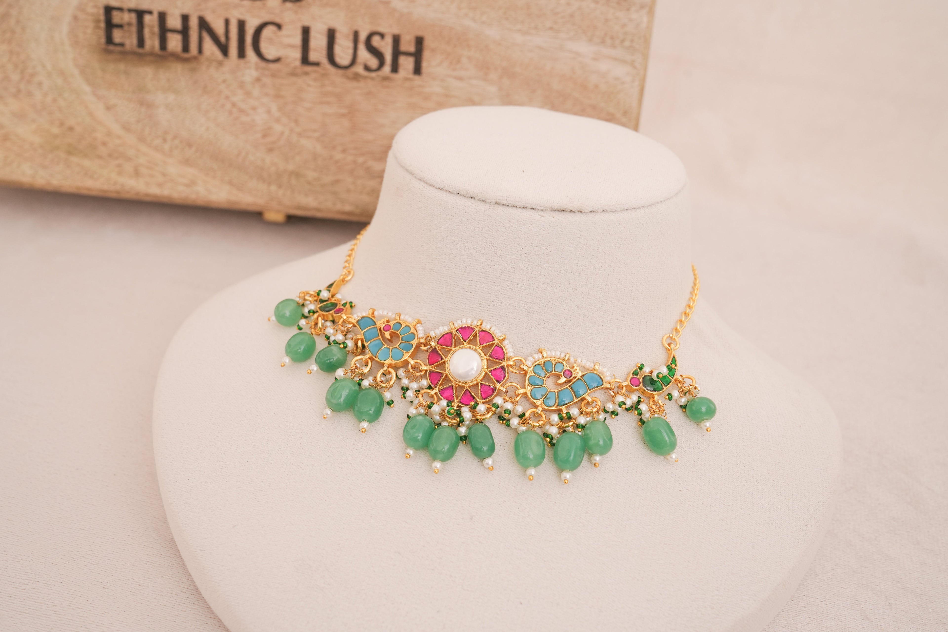 Jadau Pachi Kundan Peacock Statement Choker