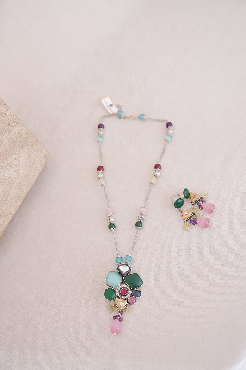 Verdant Reverie Pendant  Earring Set