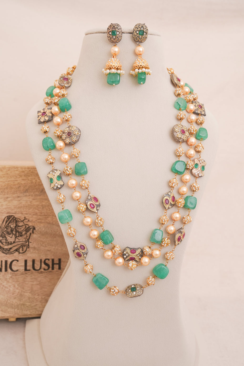 Green Chalcedony & Pearl Multi Strand Necklace Set