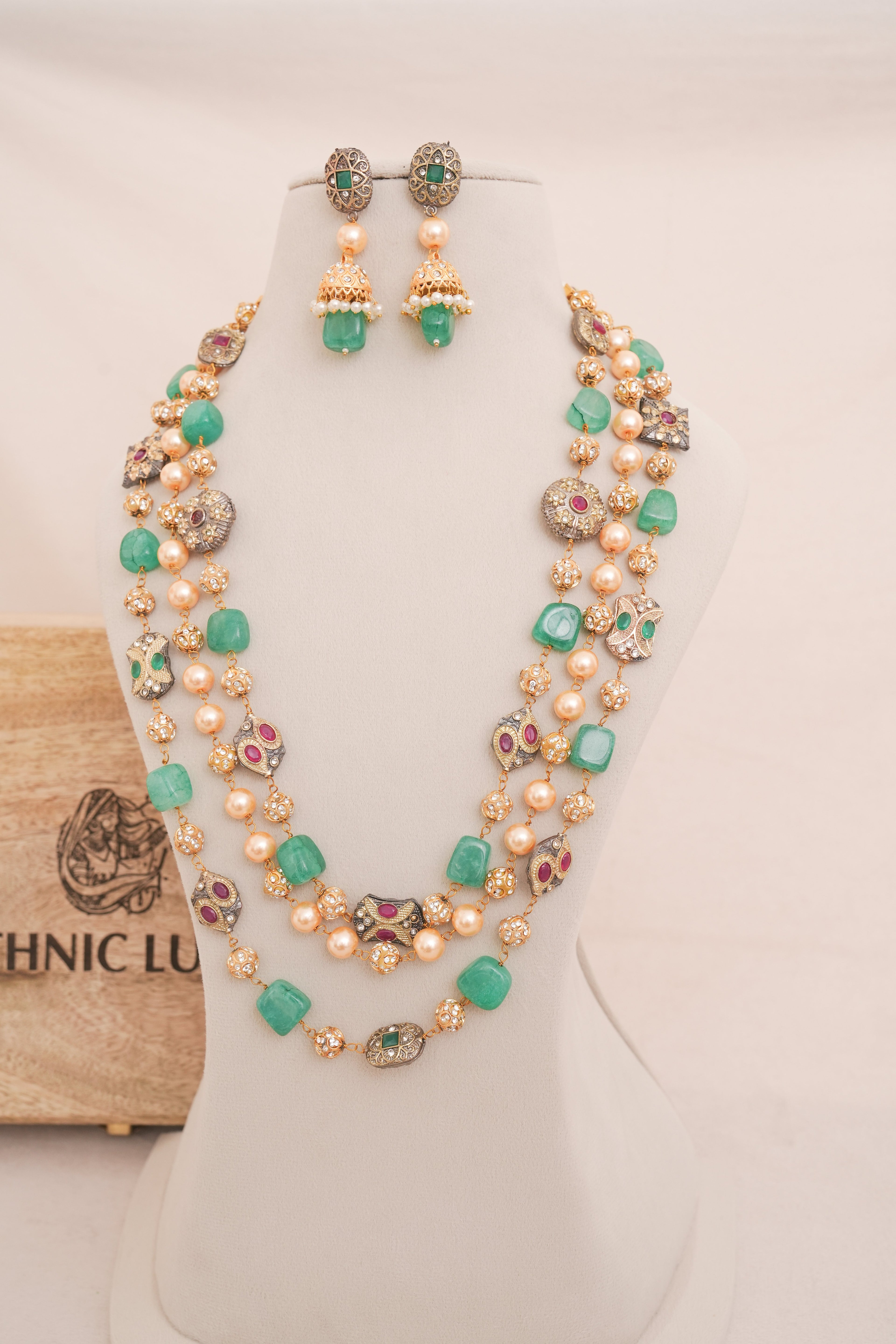 Green Chalcedony & Pearl Multi Strand Necklace Set
