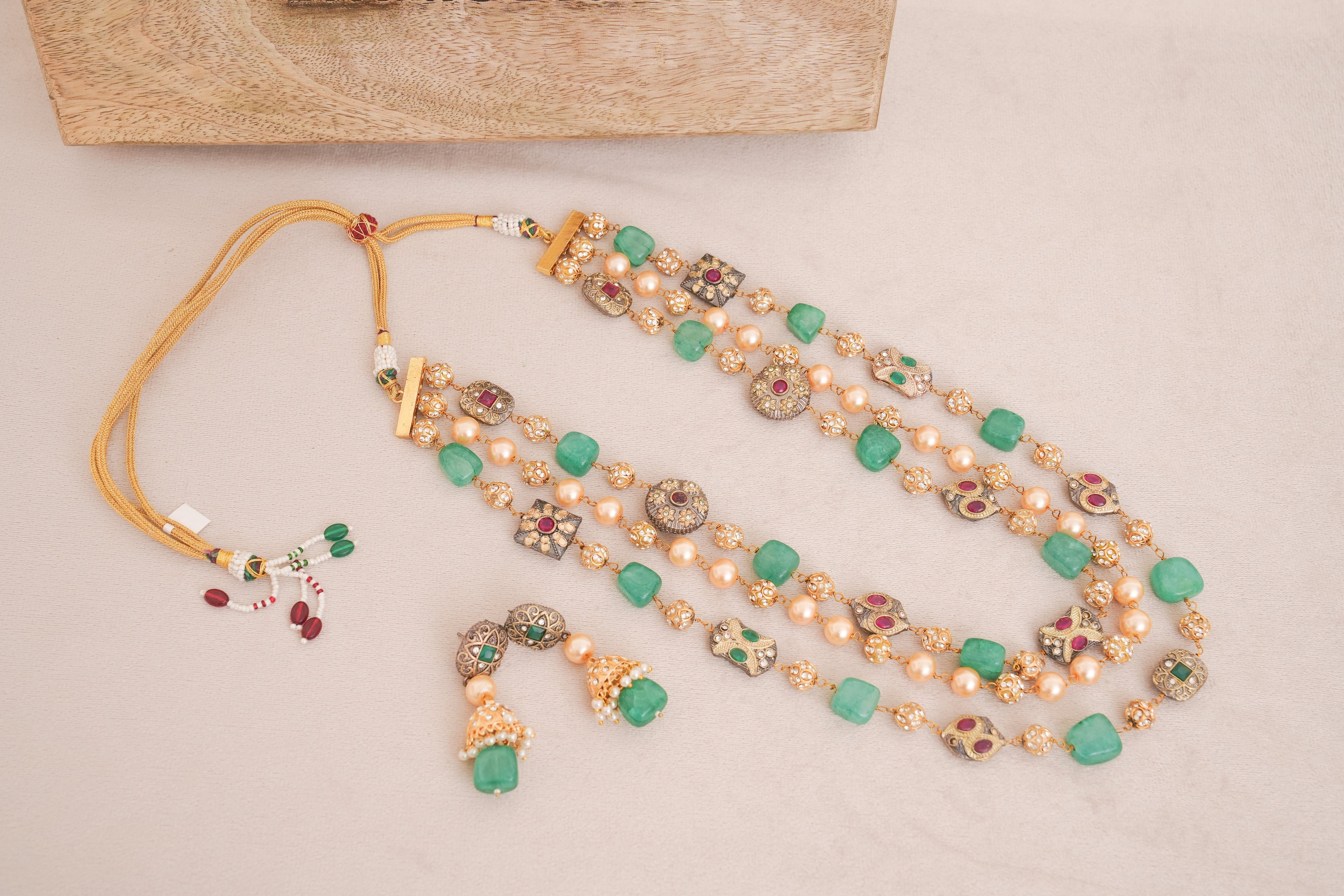 Green Chalcedony & Pearl Multi Strand Necklace Set