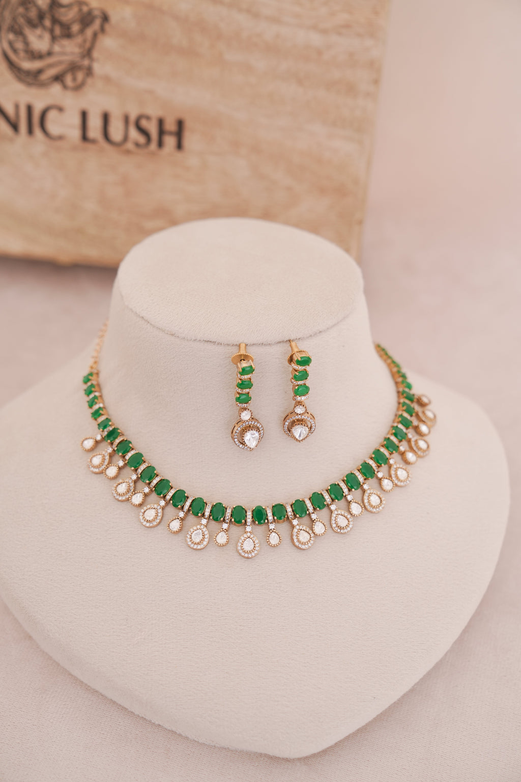 Moissanite Coloured Stone Necklace Set